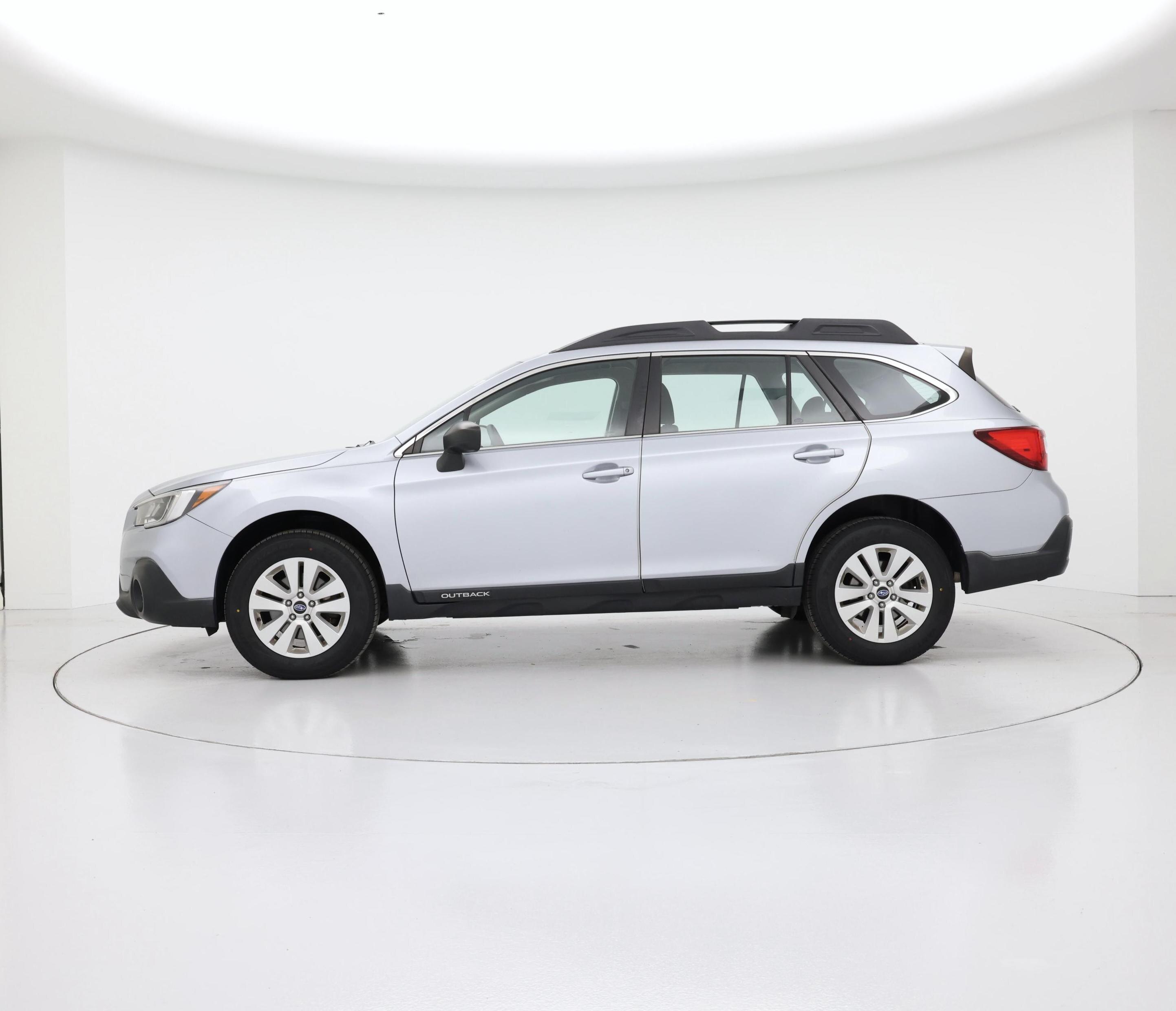 Thumbnail: 2019 Subaru Outback - 3