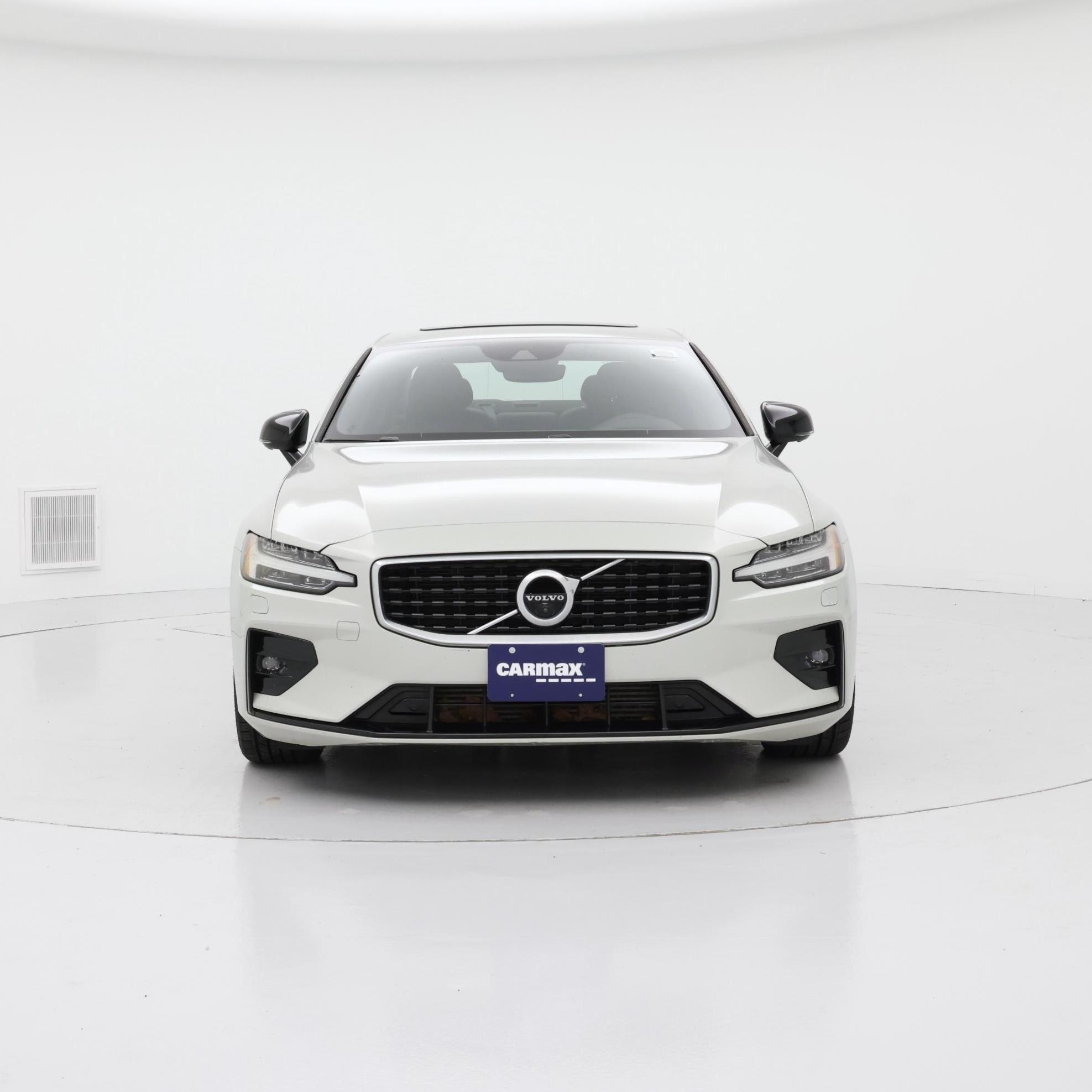 Thumbnail: 2019 Volvo S60 - 5
