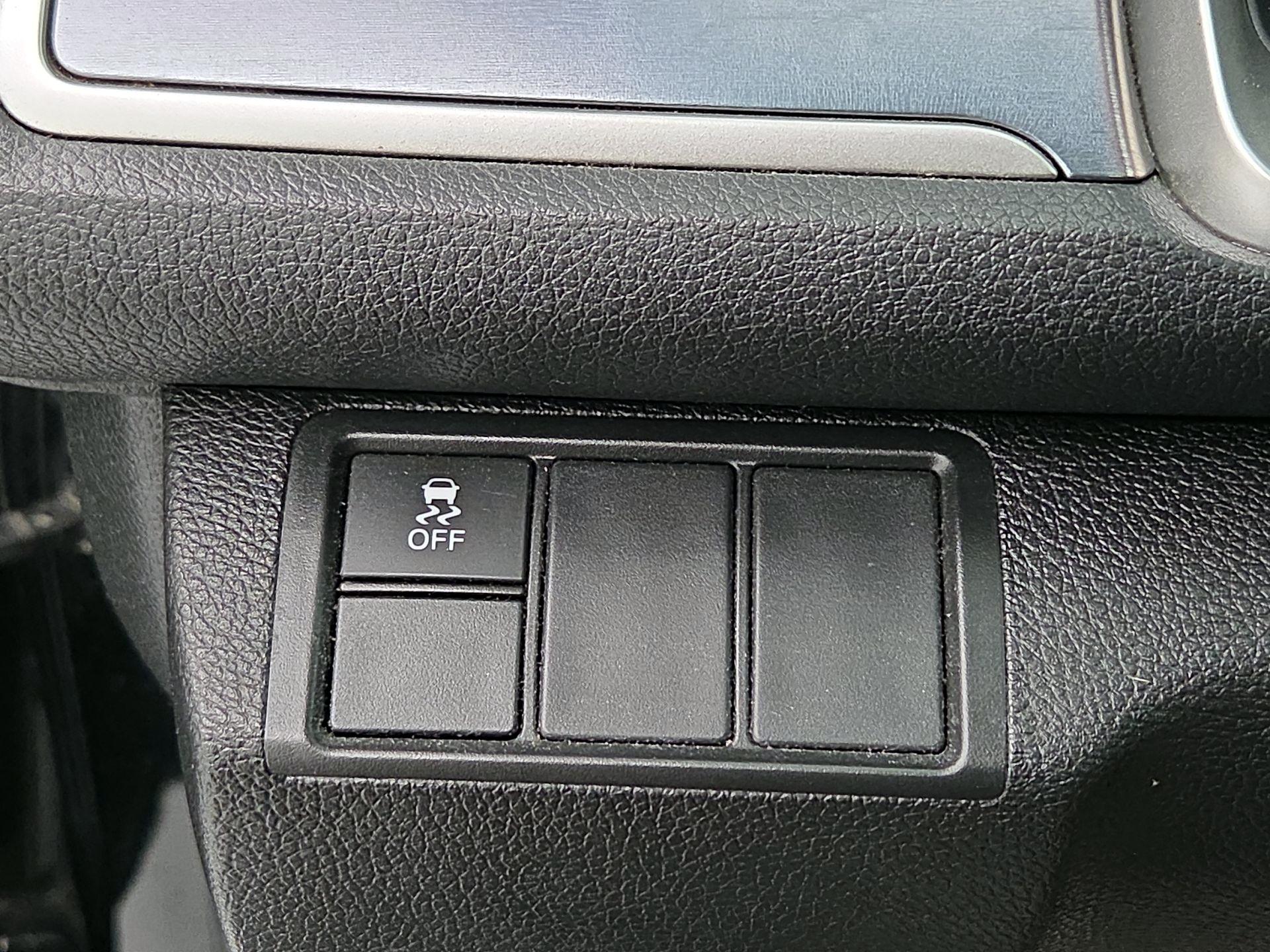 Thumbnail: 2016 Honda Civic - 13