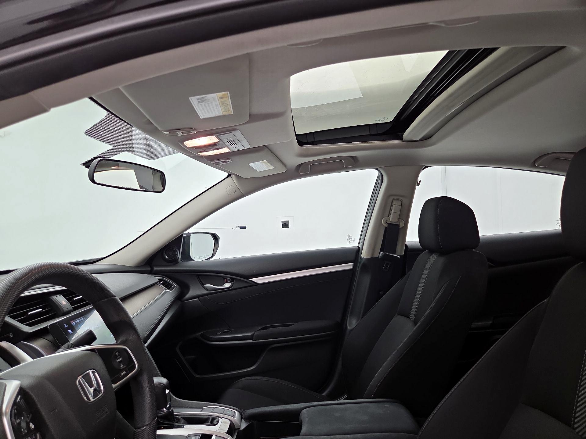 Thumbnail: 2016 Honda Civic - 19