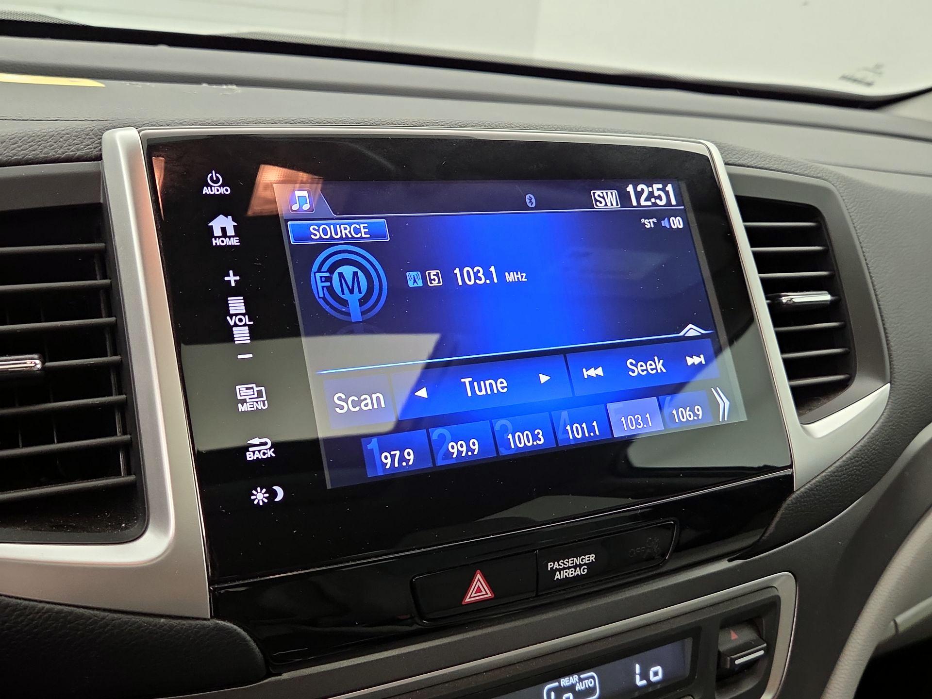 Thumbnail: 2018 Honda Pilot - 15