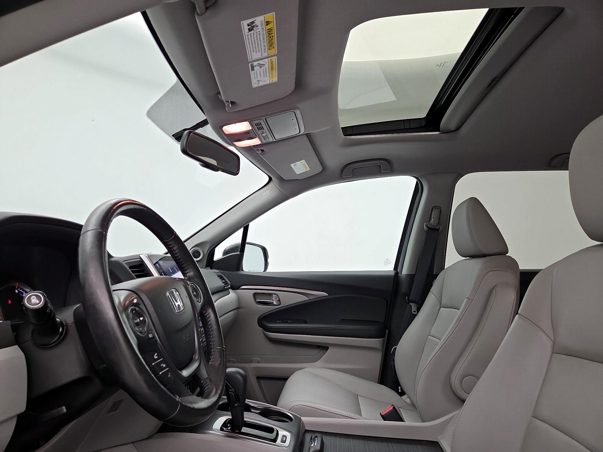 Thumbnail: 2018 Honda Pilot - 19