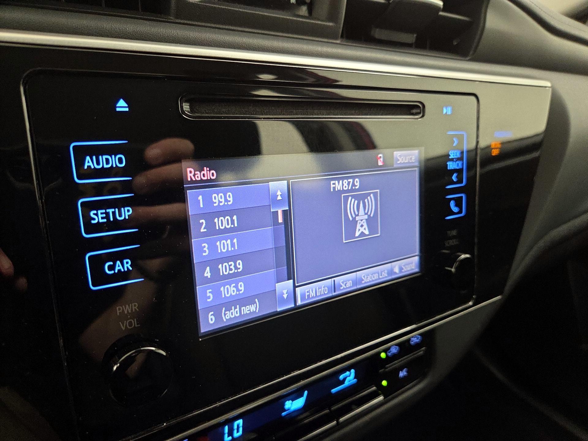 Thumbnail: 2019 Toyota Corolla - 15
