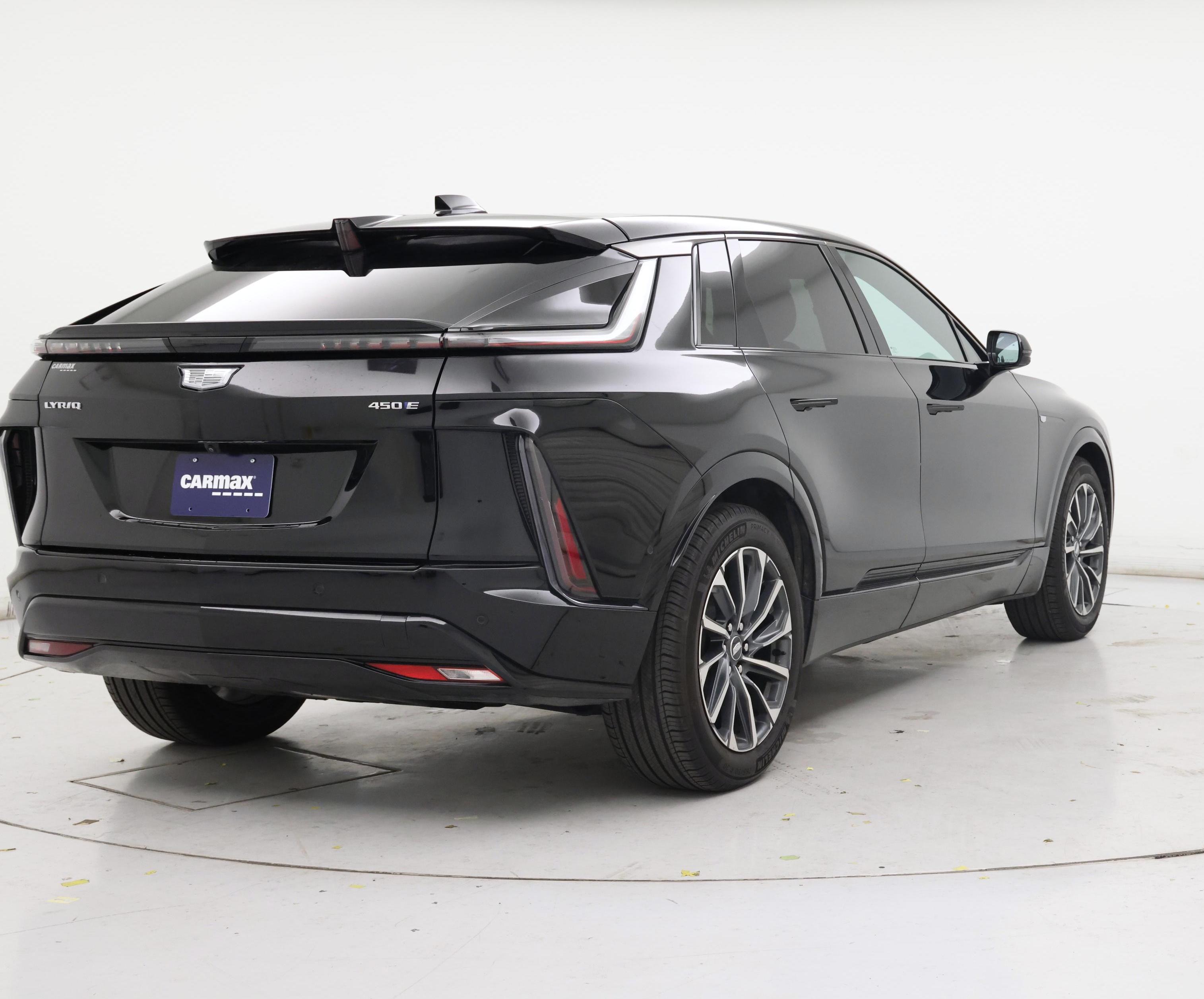 Thumbnail: 2024 Cadillac Lyriq - 8
