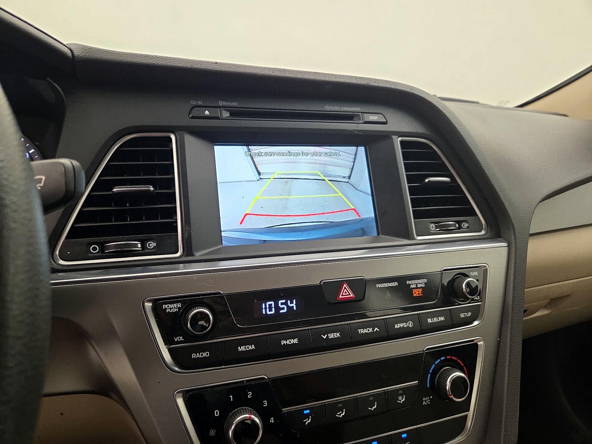 Thumbnail: 2016 Hyundai Sonata - 14