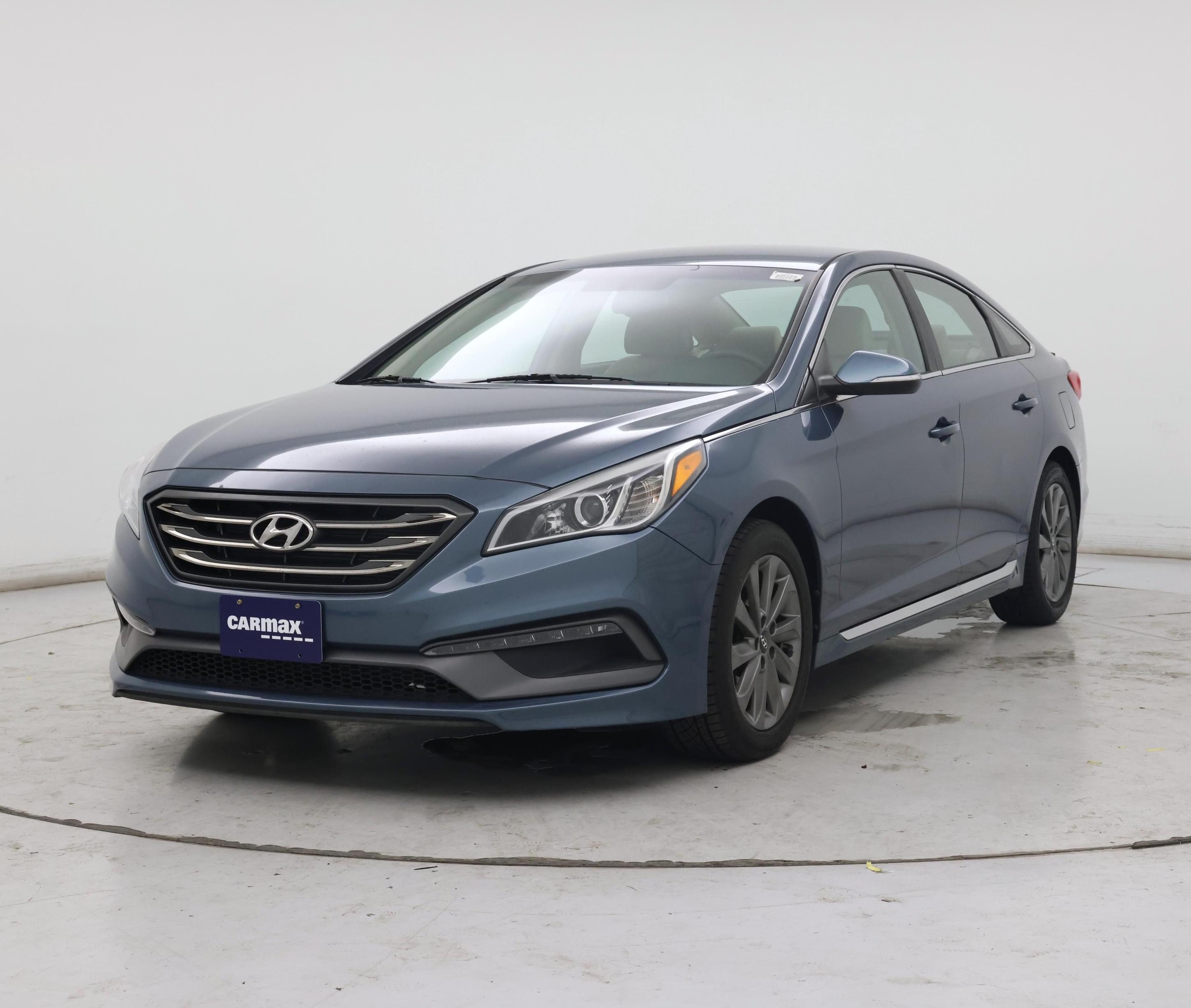 Thumbnail: 2016 Hyundai Sonata - 4