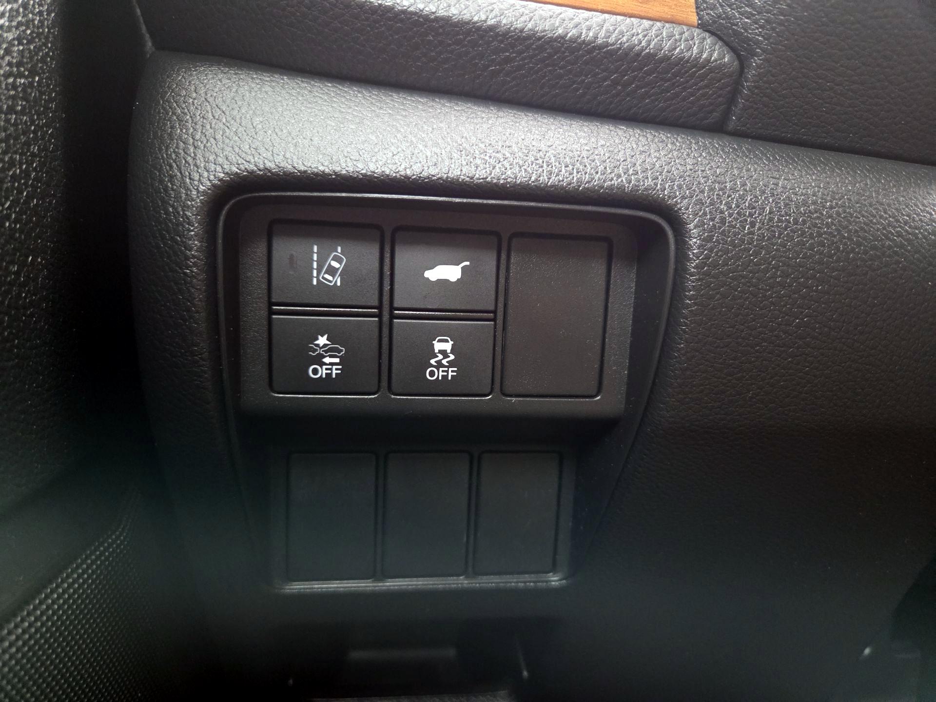Thumbnail: 2017 Honda CR-V - 13