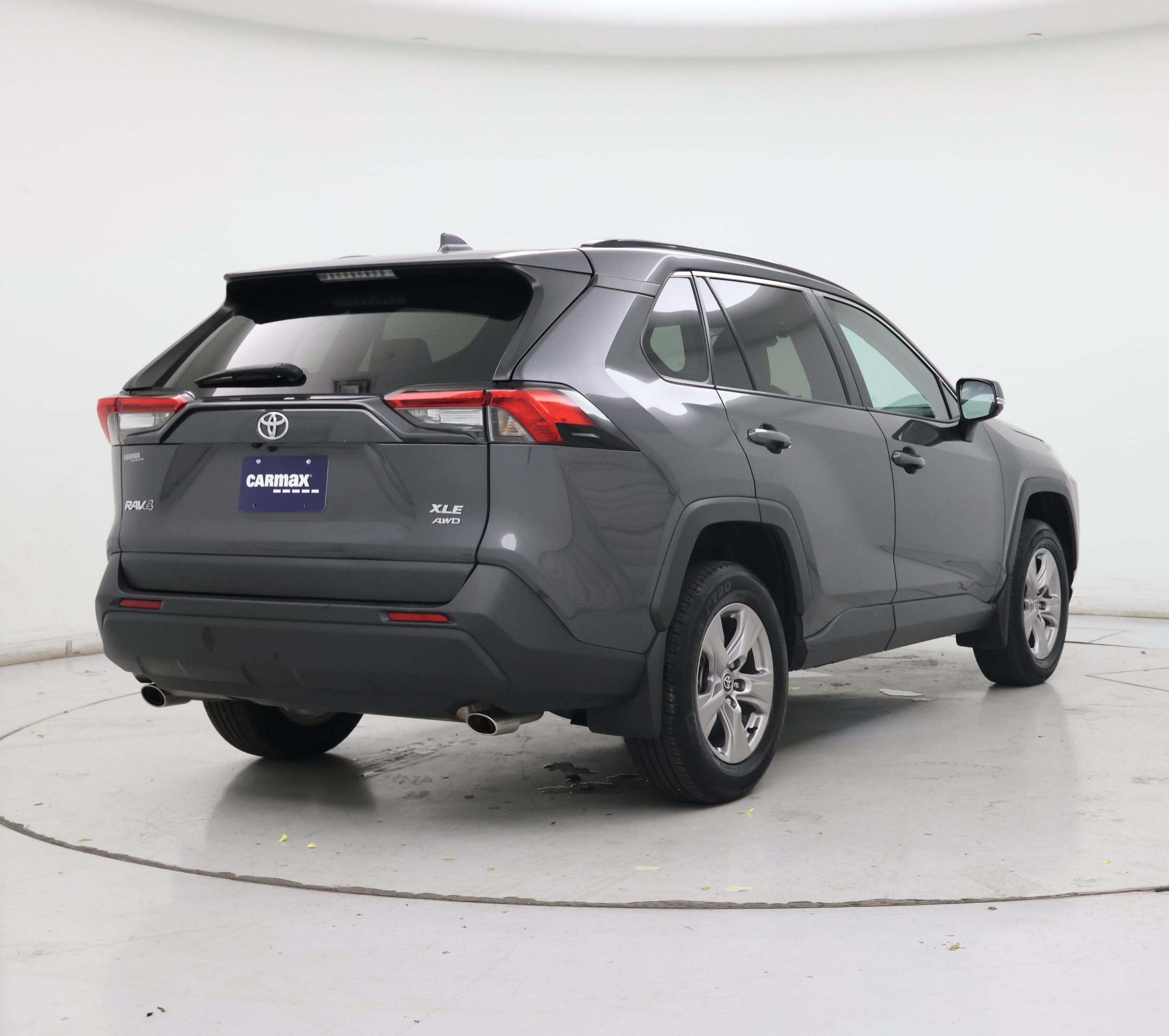Thumbnail: 2022 Toyota RAV4 - 8