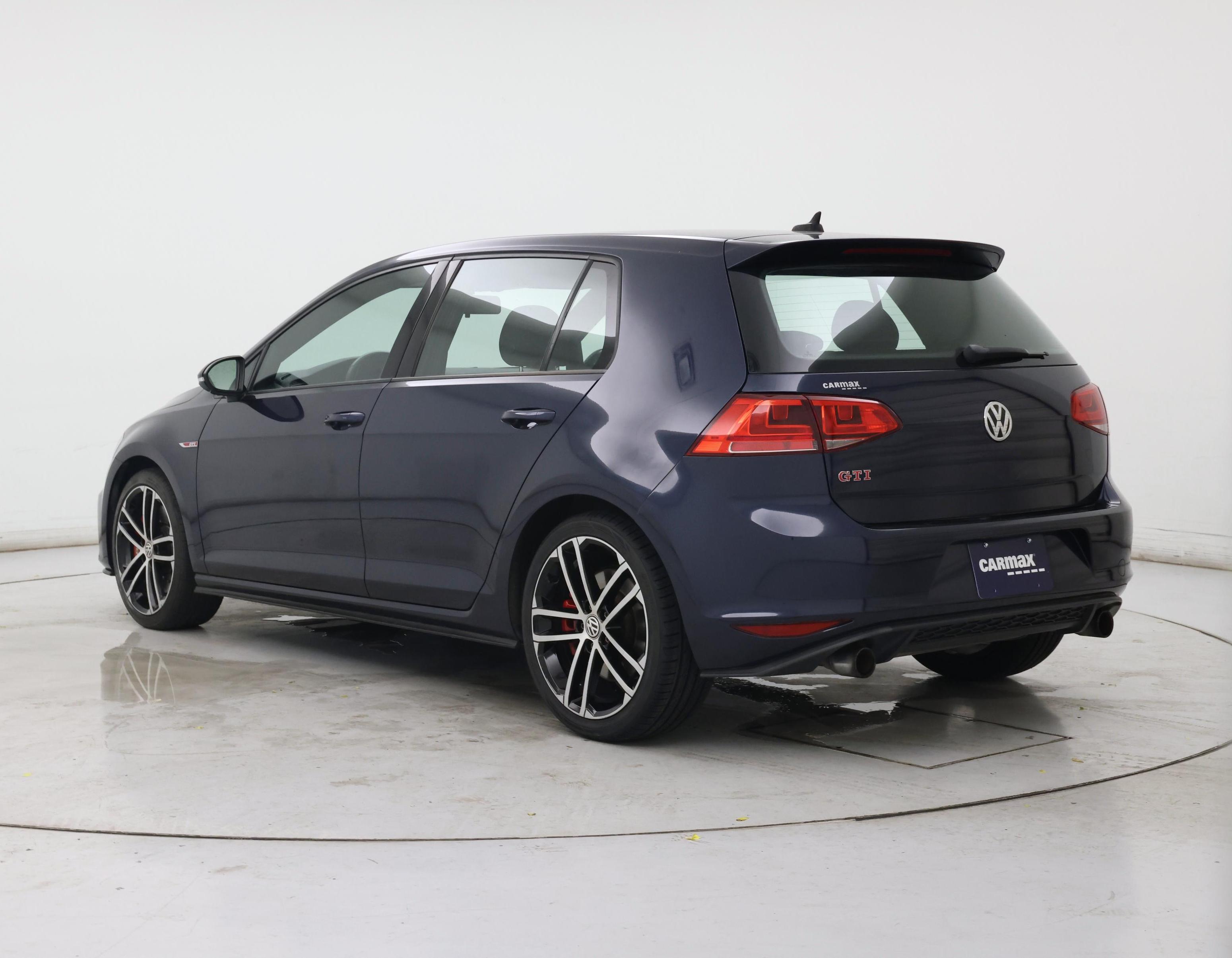 Thumbnail: 2017 Volkswagen Golf - 2