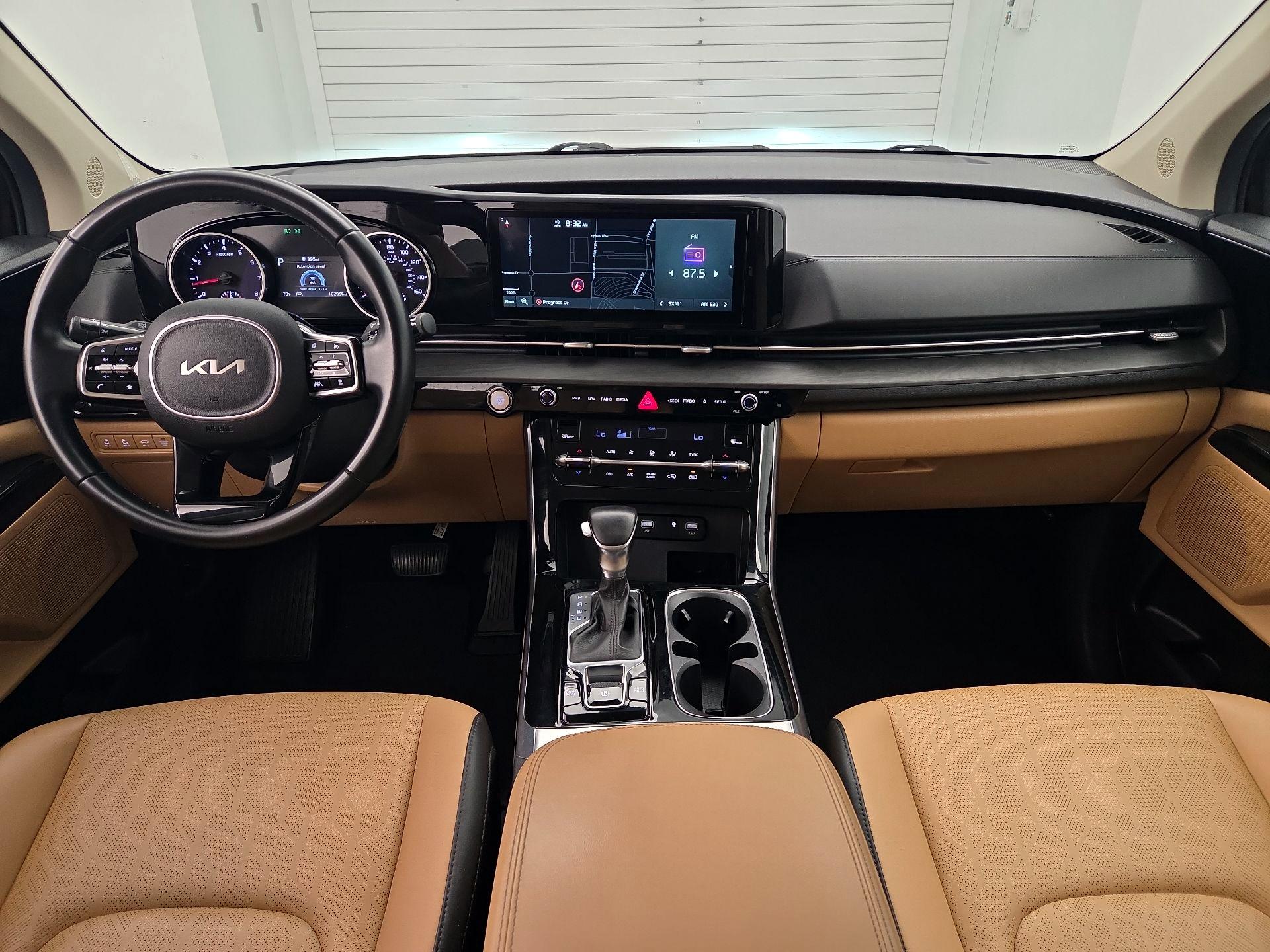 Thumbnail: 2022 Kia Carnival - 9