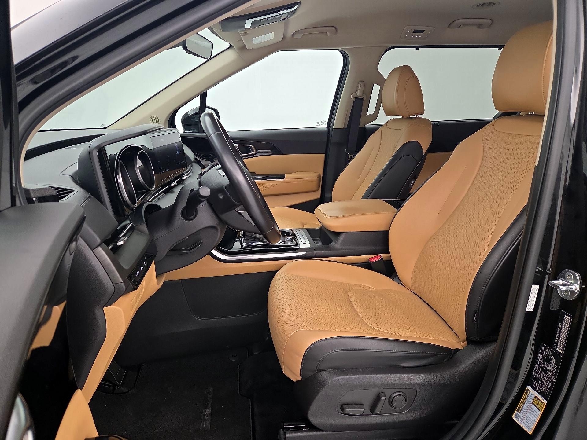 Thumbnail: 2022 Kia Carnival - 11