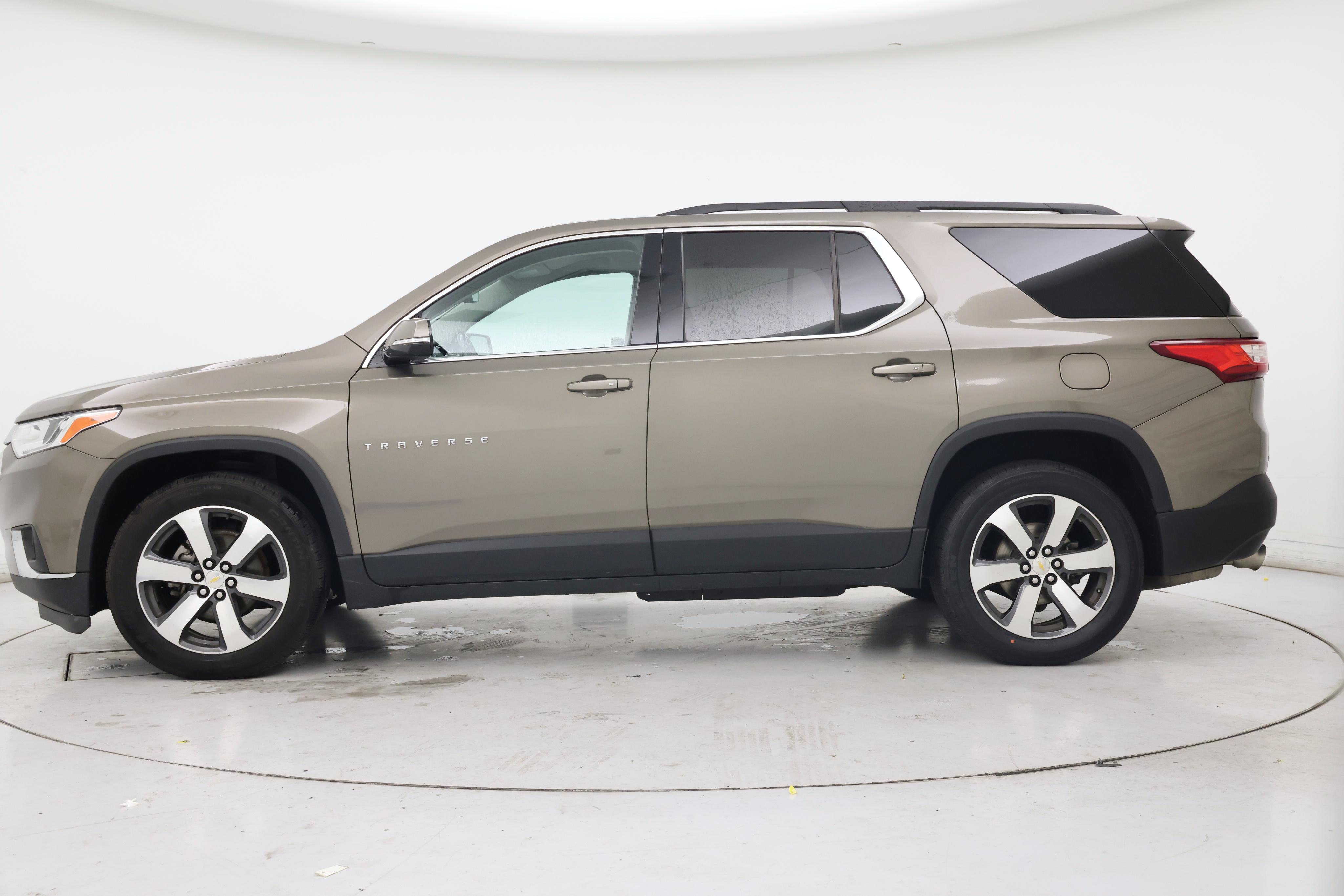 Thumbnail: 2020 Chevrolet Traverse - 3