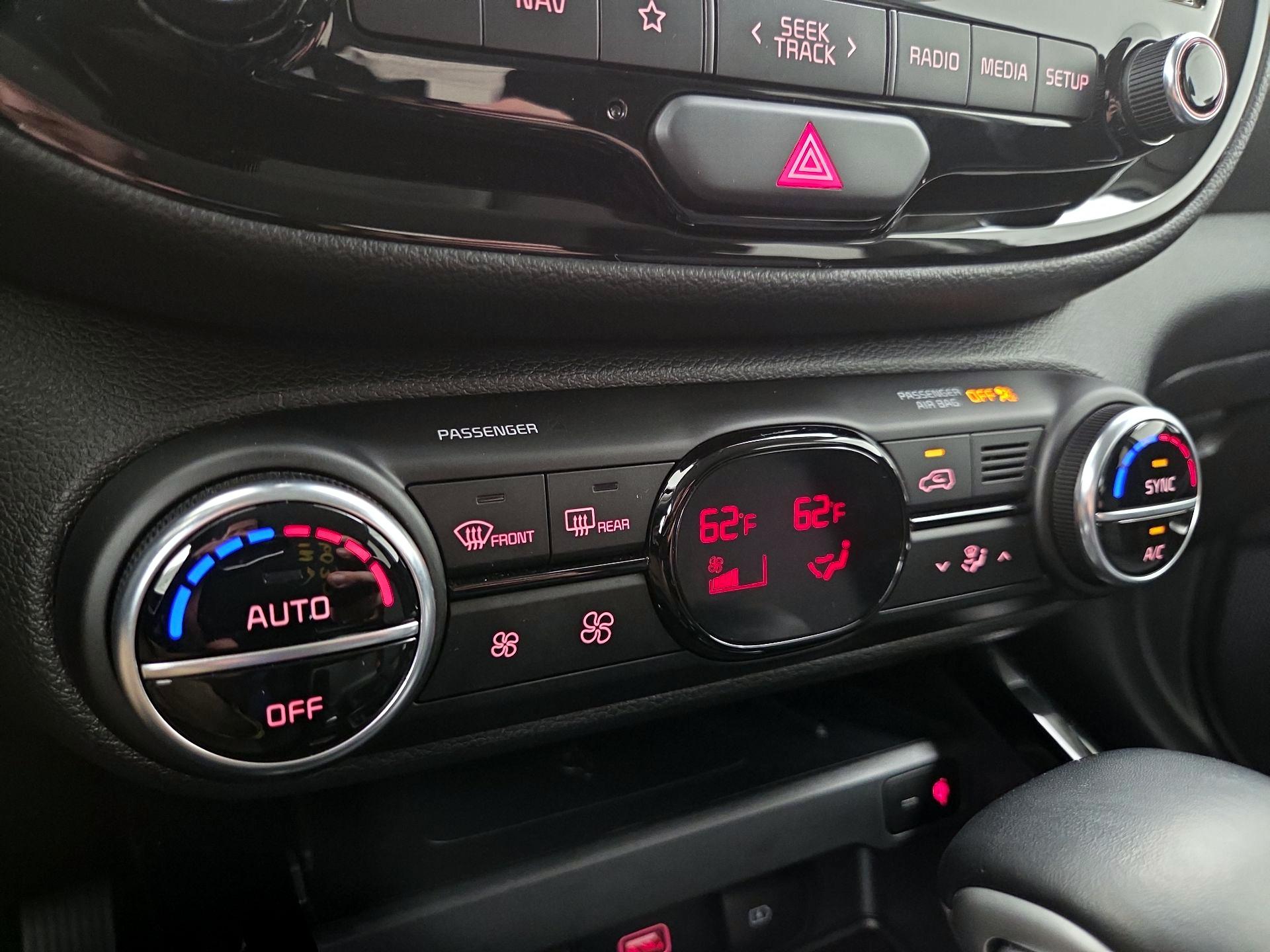 Thumbnail: 2022 Kia Soul - 17