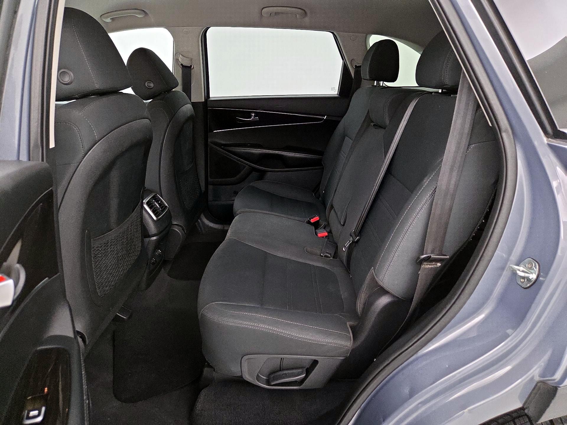 Thumbnail: 2020 Kia Sorento - 19