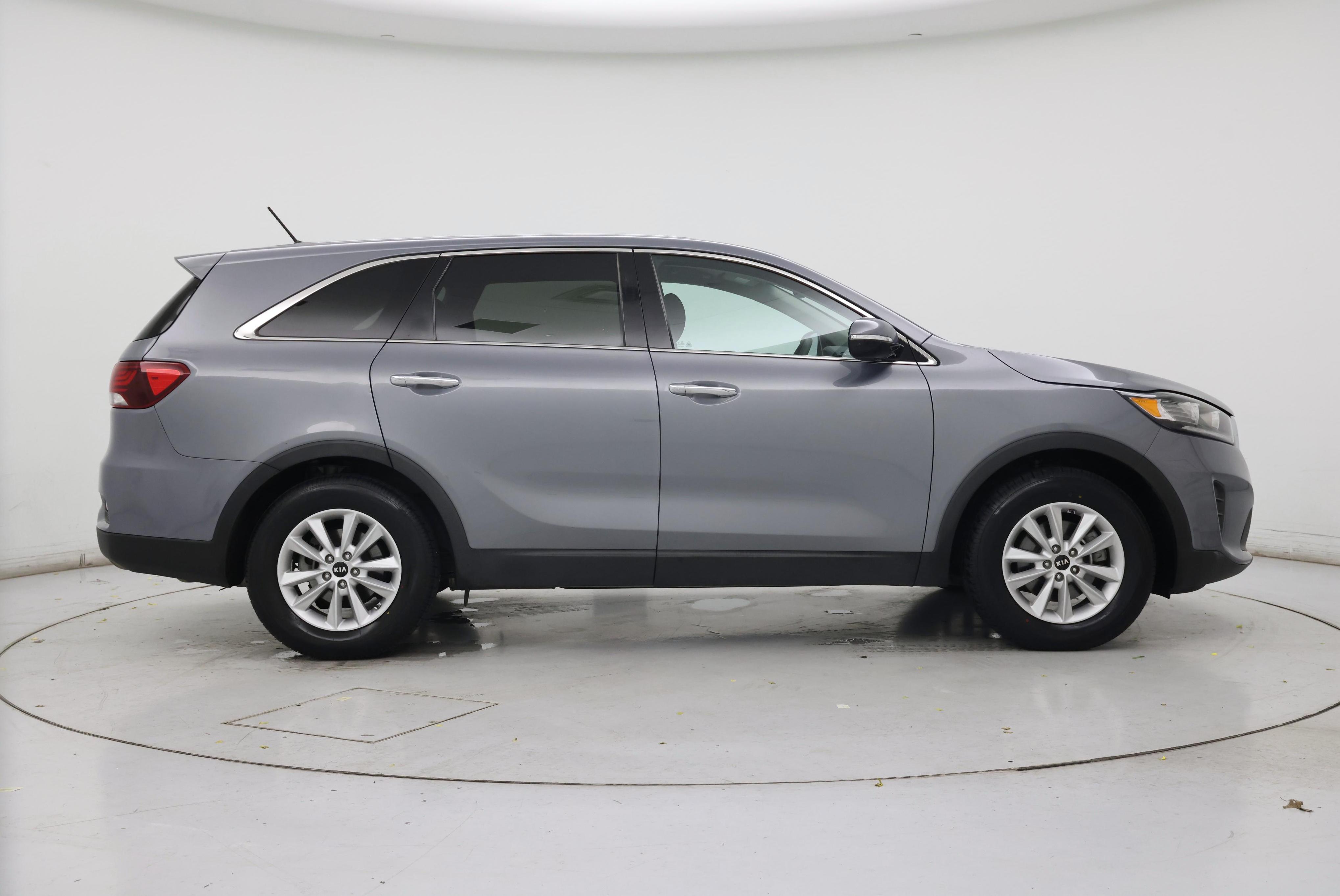 Thumbnail: 2020 Kia Sorento - 7