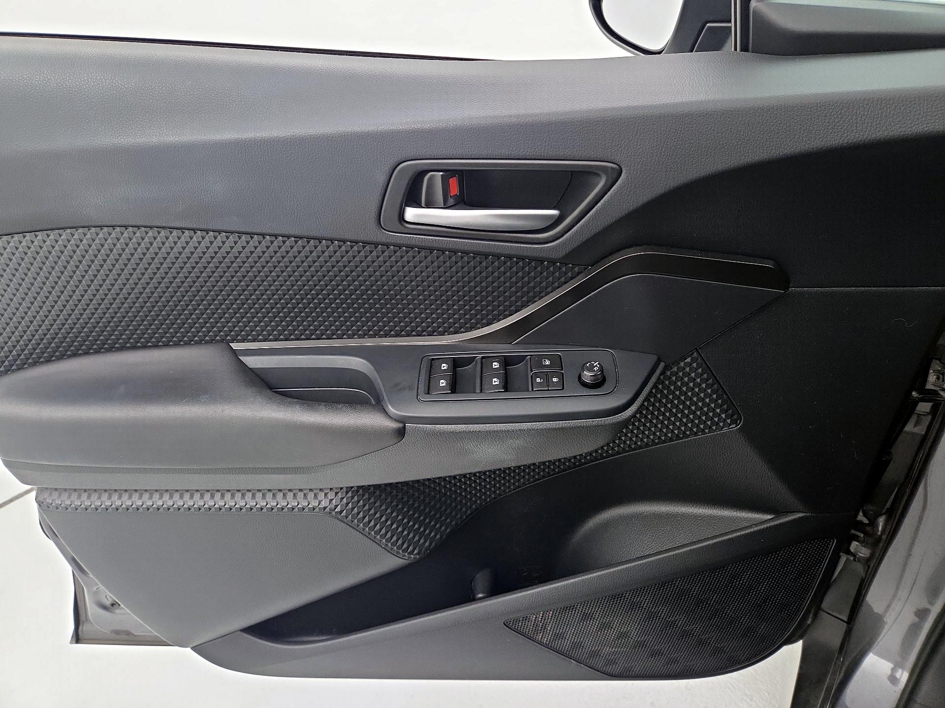 Thumbnail: 2019 Toyota C-HR - 12