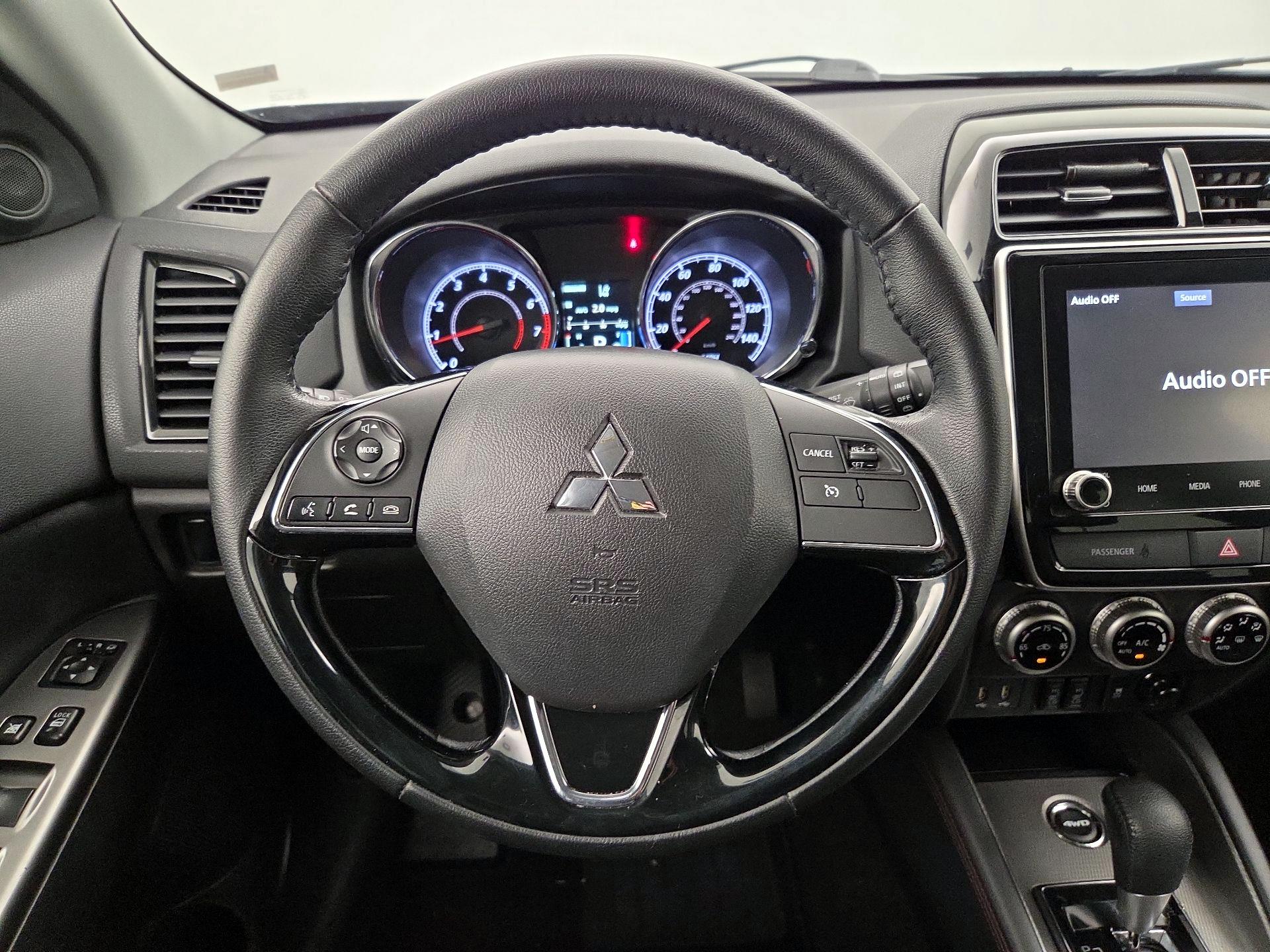 Thumbnail: 2023 Mitsubishi Outlander Sport - 10