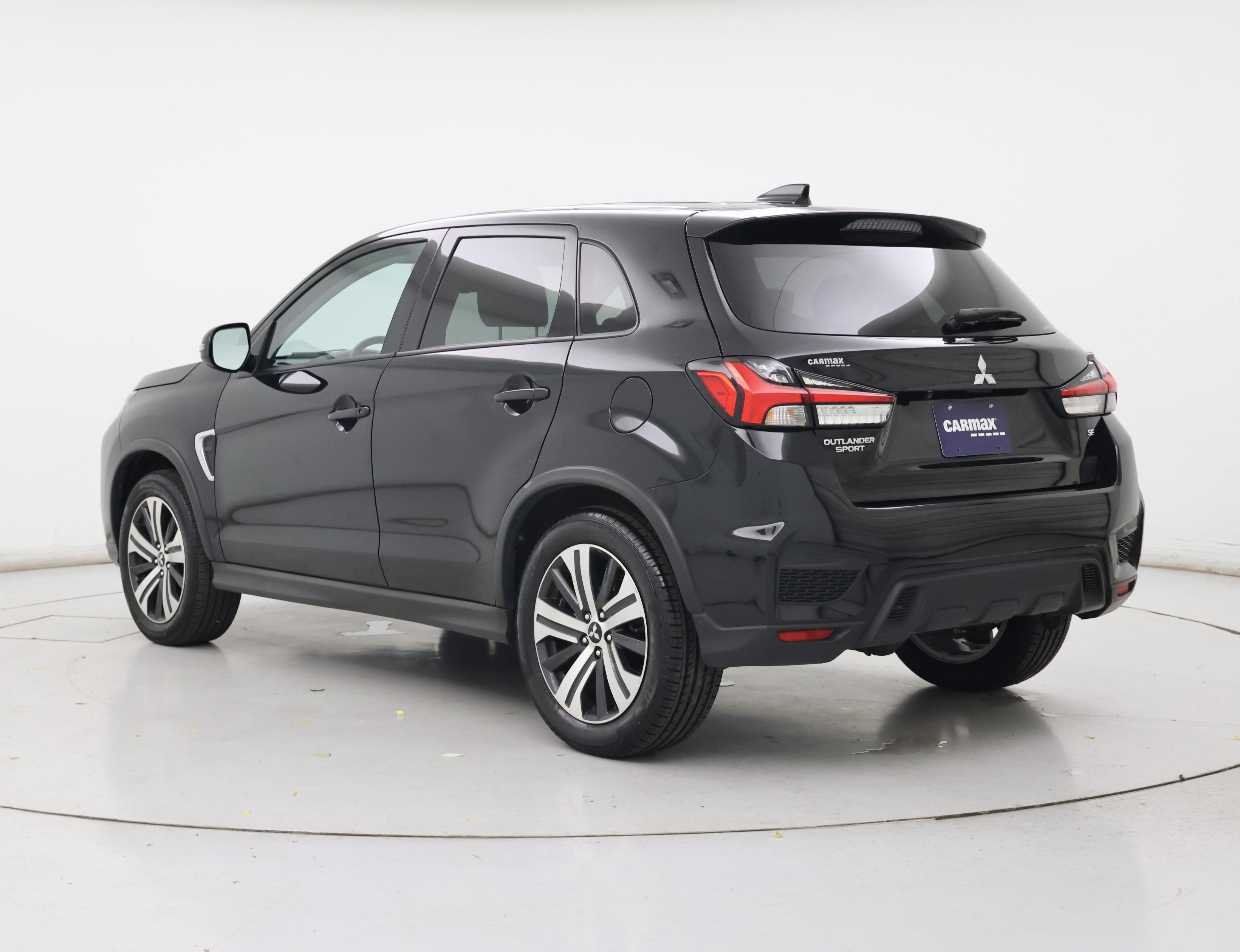 Thumbnail: 2023 Mitsubishi Outlander Sport - 2