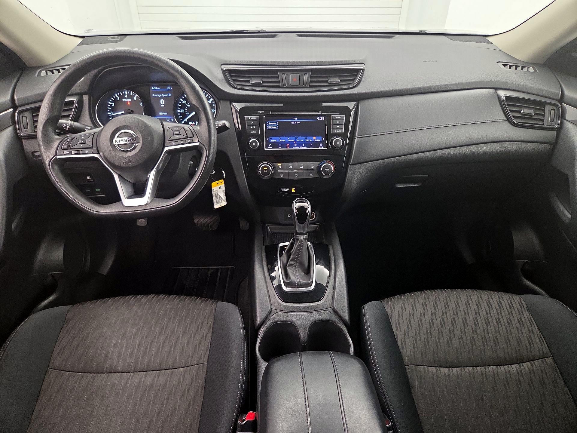 Thumbnail: 2019 Nissan Rogue - 9