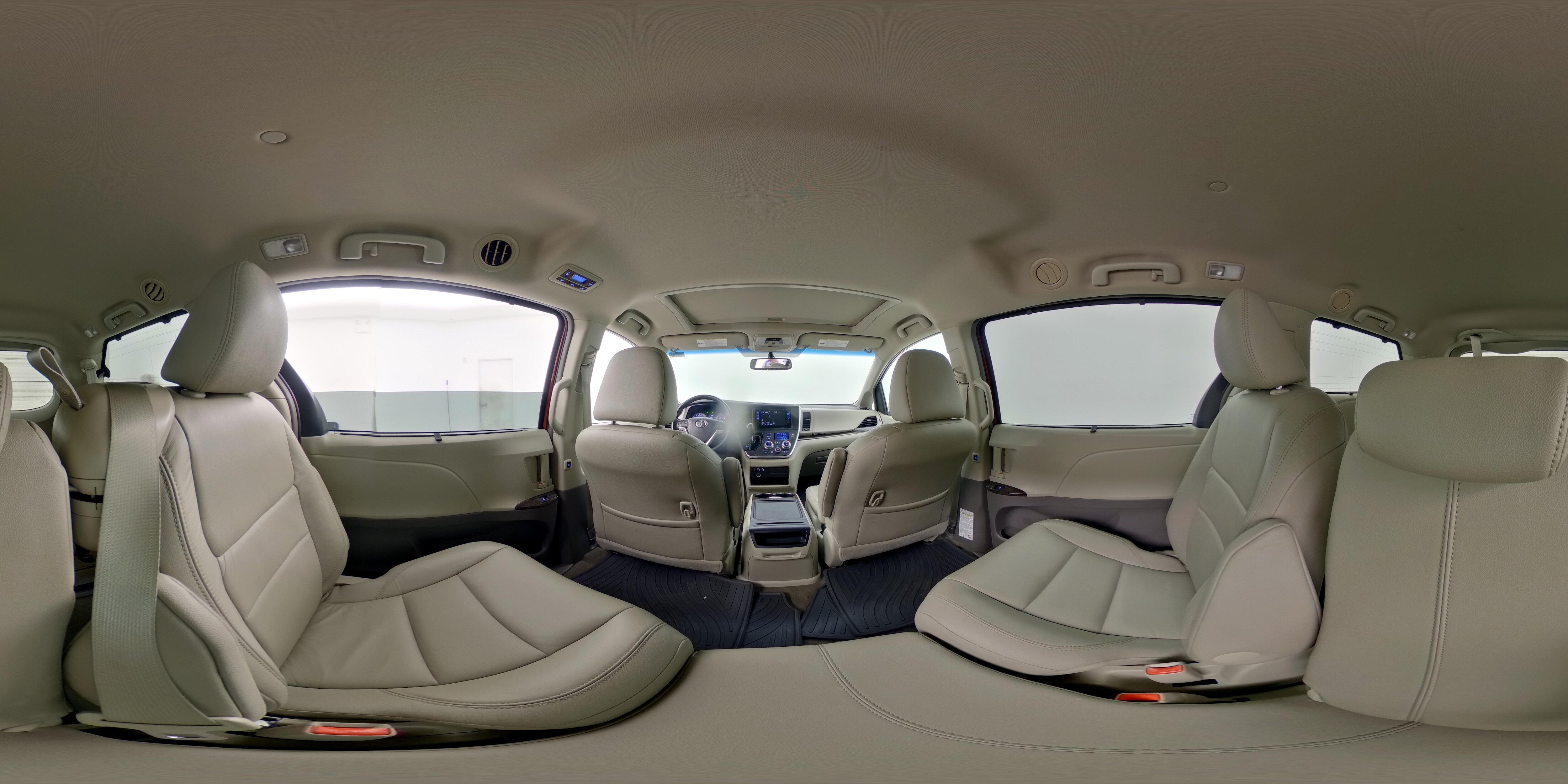 2016 Toyota Sienna XLE - Photo 29