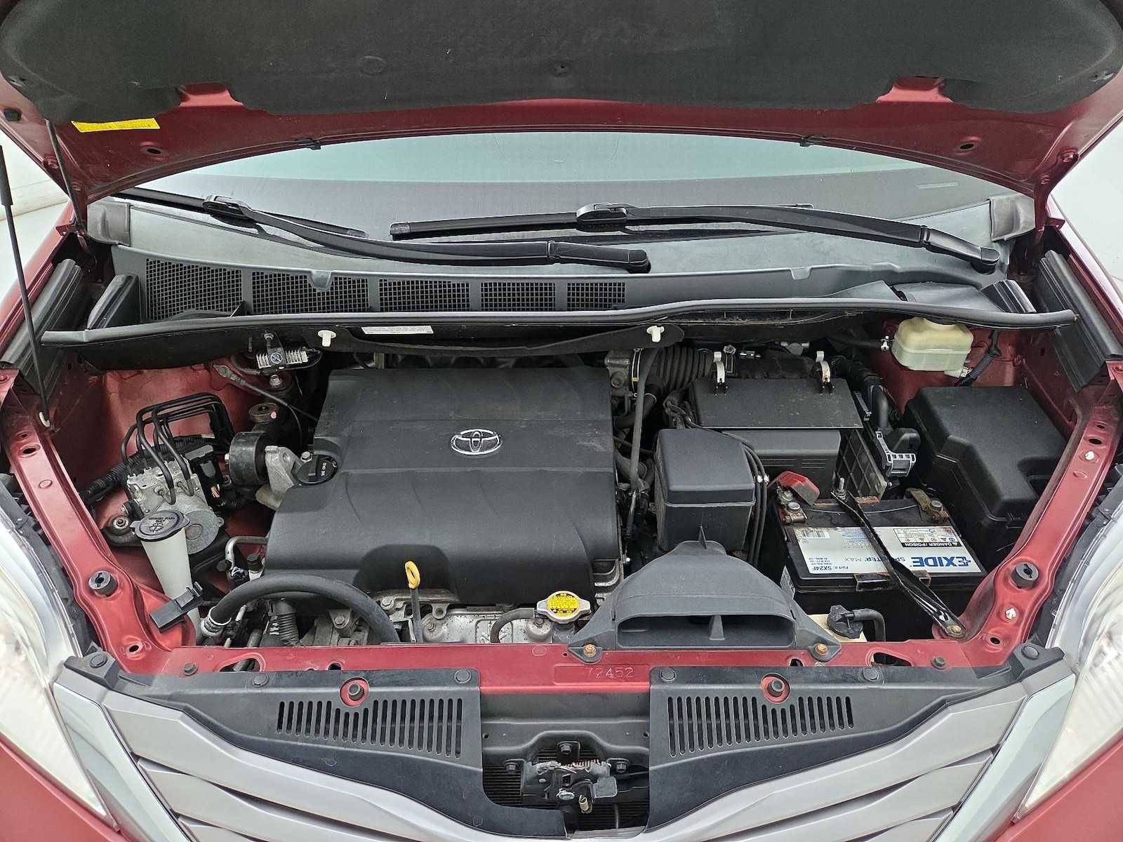 2016 Toyota Sienna XLE - Photo 26