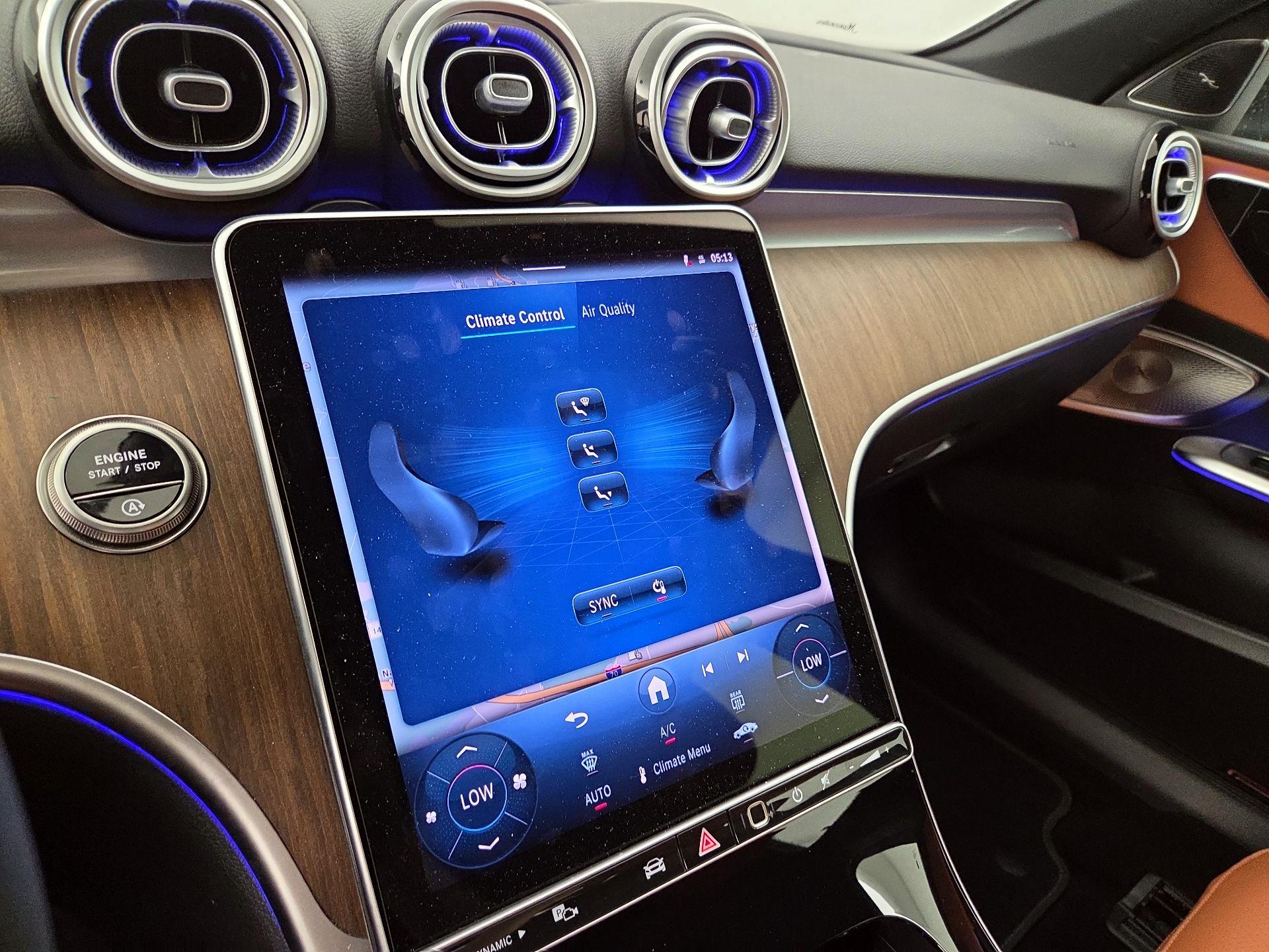 Thumbnail: 2025 Mercedes-Benz C-Class - 17
