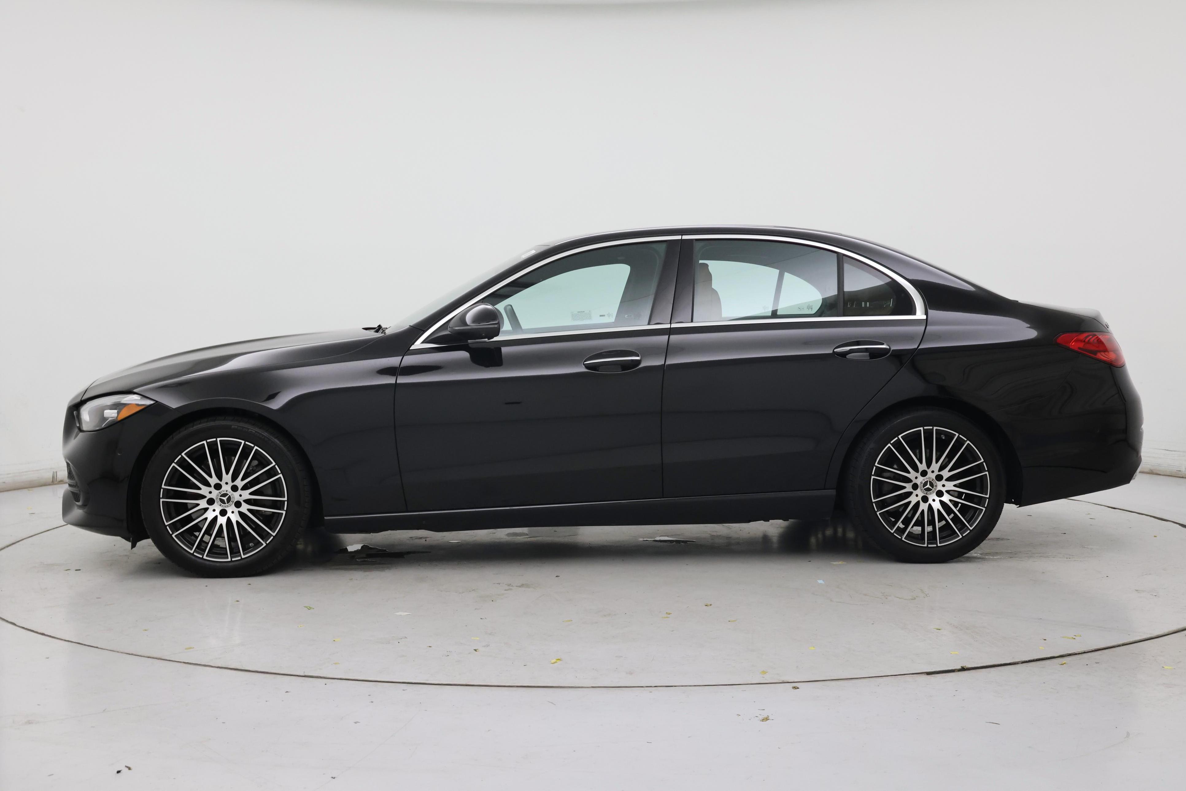 Thumbnail: 2025 Mercedes-Benz C-Class - 3