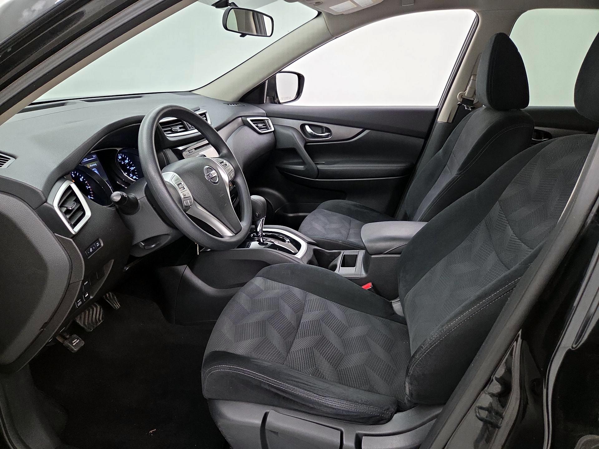 Thumbnail: 2016 Nissan Rogue - 11