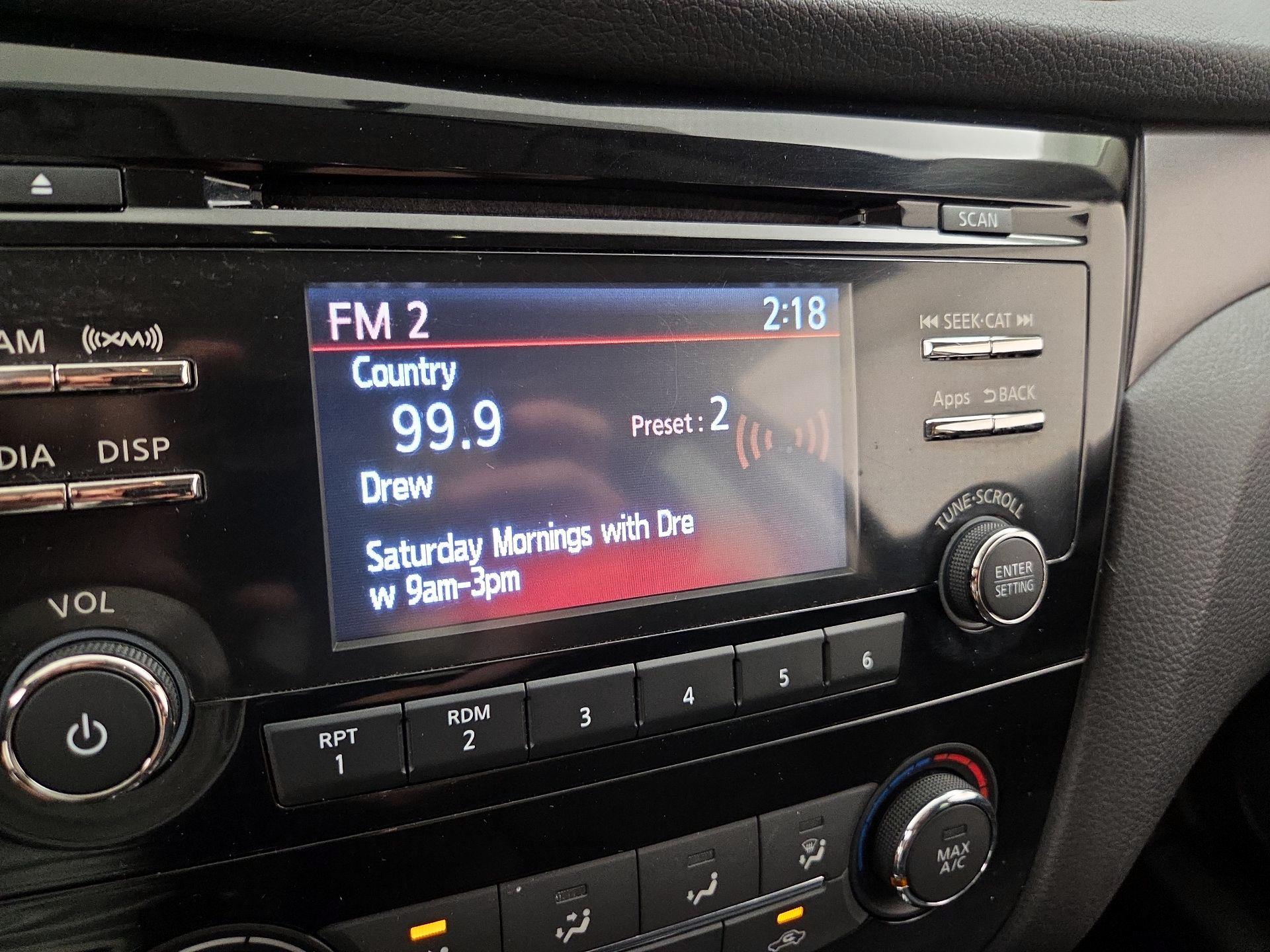 Thumbnail: 2016 Nissan Rogue - 15