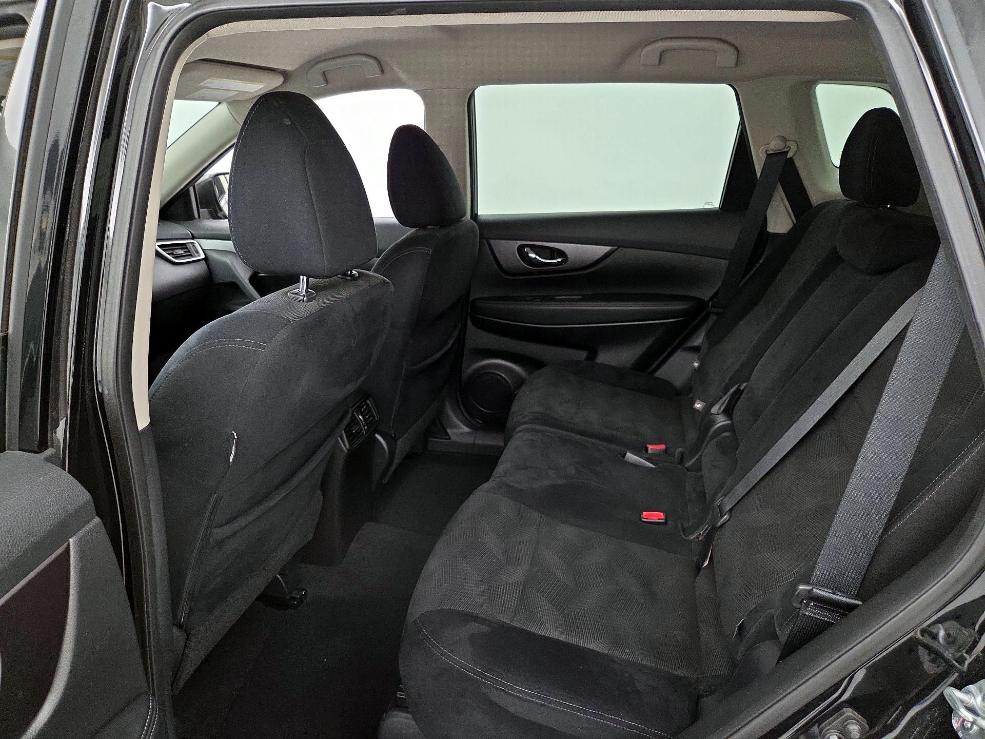 Thumbnail: 2016 Nissan Rogue - 19