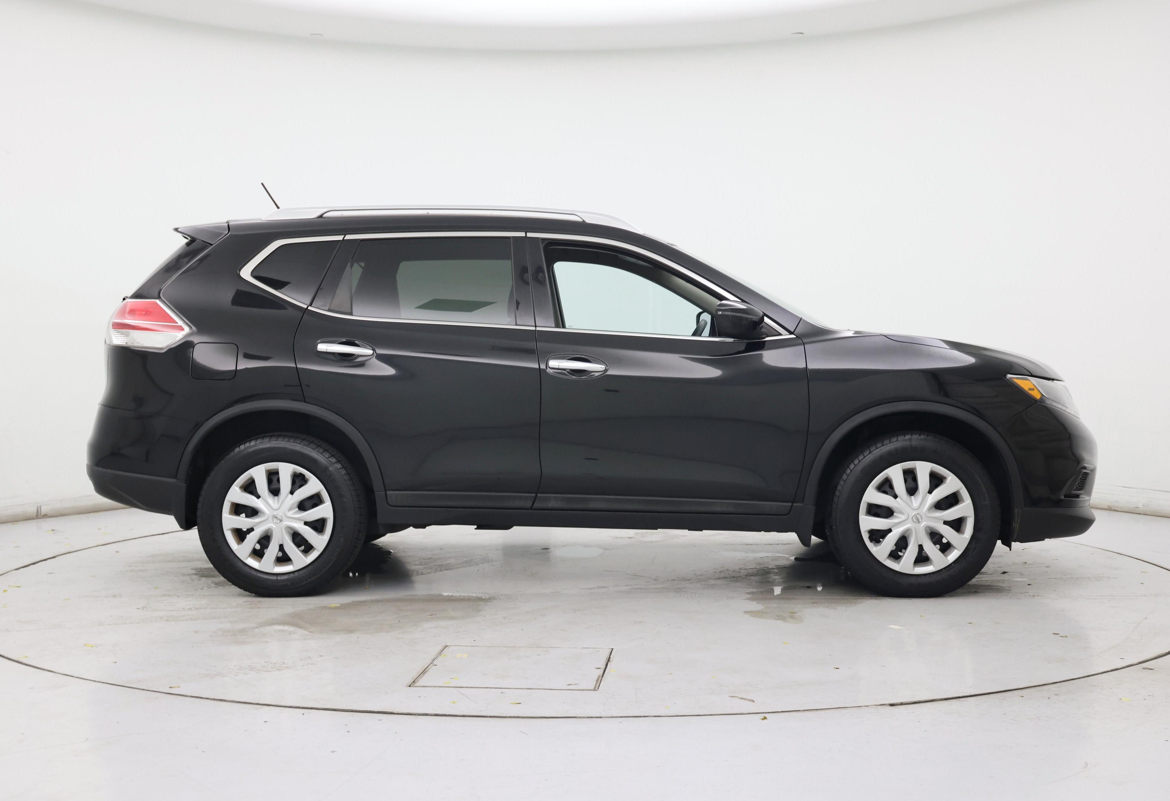 Thumbnail: 2016 Nissan Rogue - 7