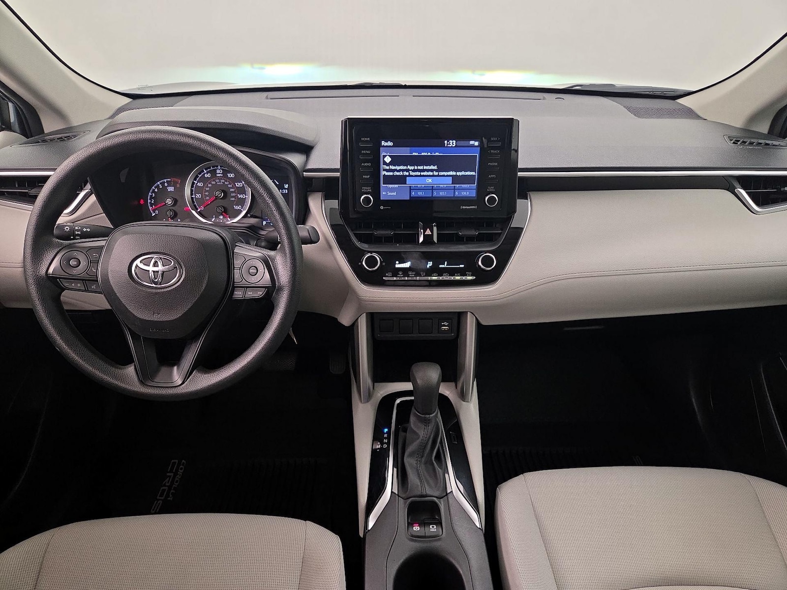 2022 Toyota Corolla Cross L - Photo 10