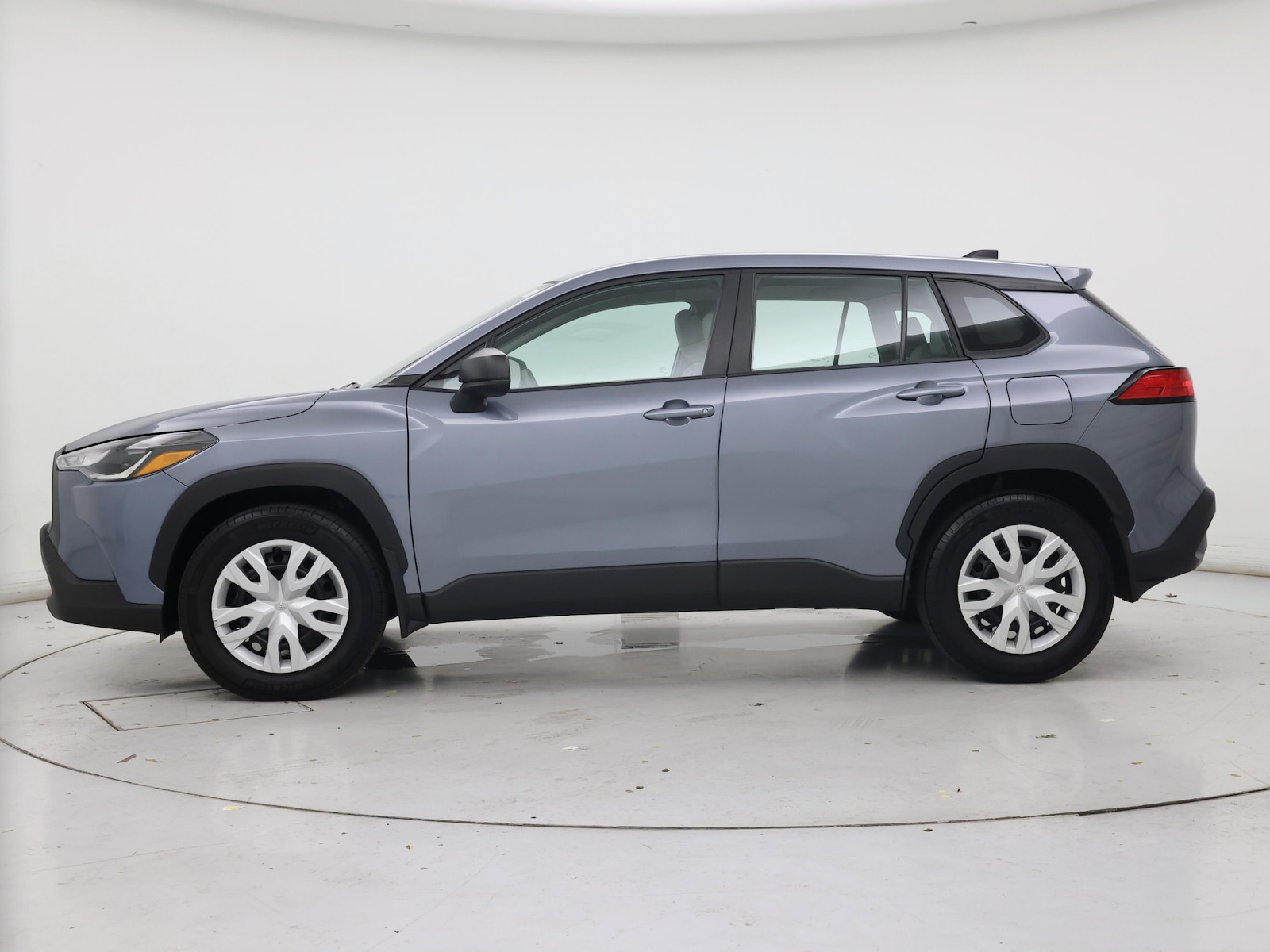 2022 Toyota Corolla Cross L - Photo 4