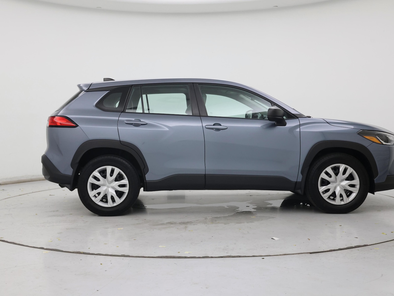 2022 Toyota Corolla Cross L - Photo 8
