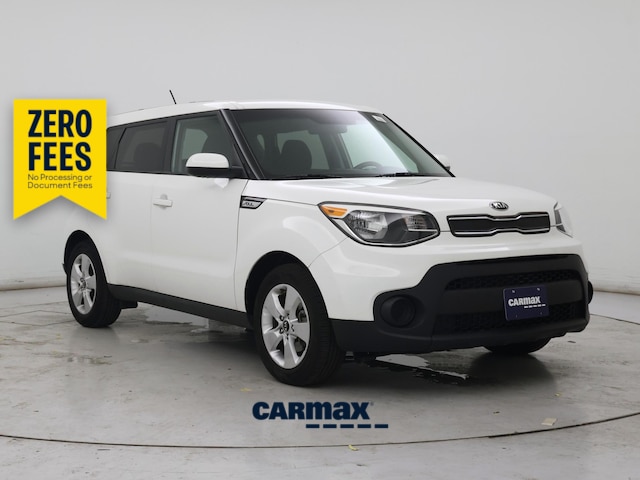 White 2019 Kia Soul Wagon Automatic