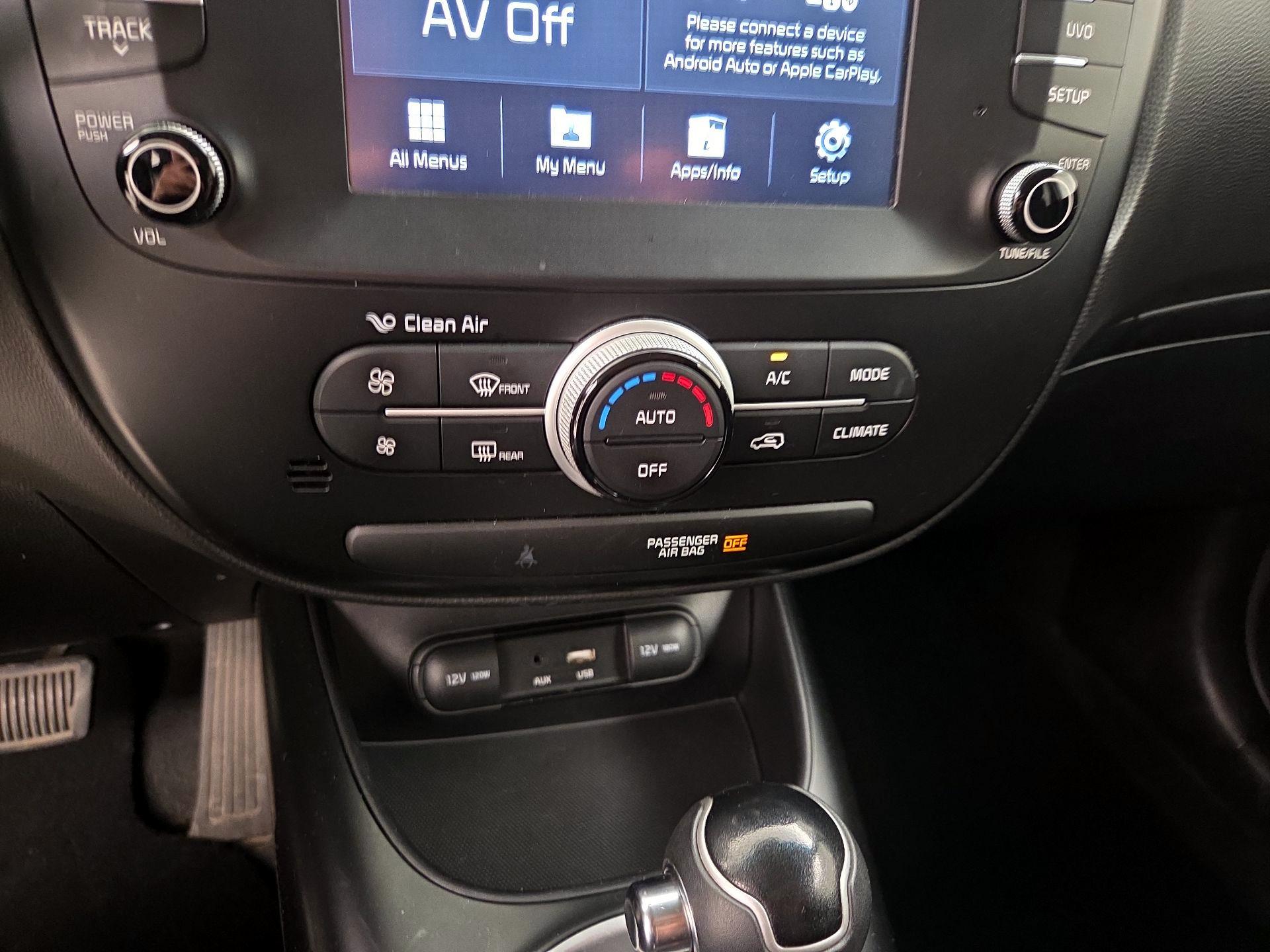 Thumbnail: 2019 Kia Soul - 16