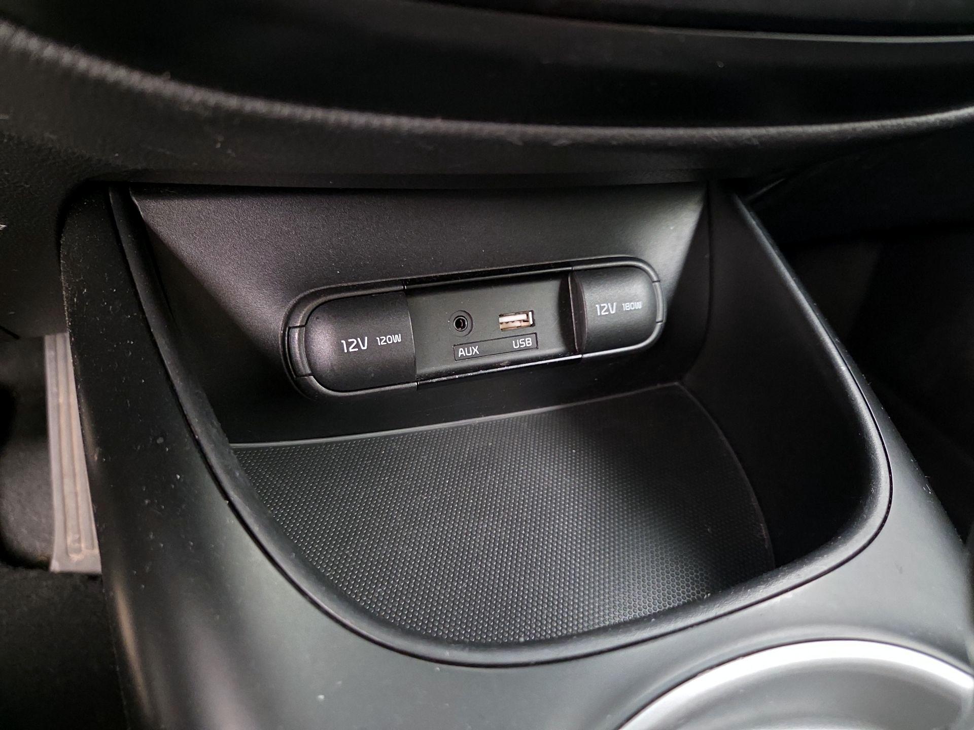 Thumbnail: 2019 Kia Soul - 18