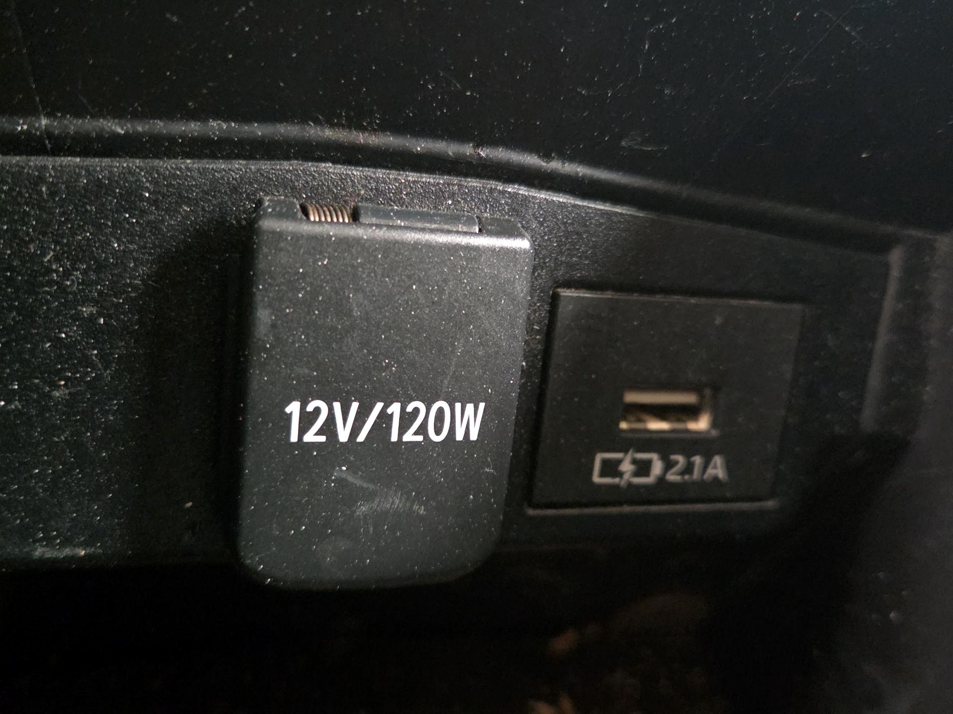 Thumbnail: 2021 Toyota Corolla - 18