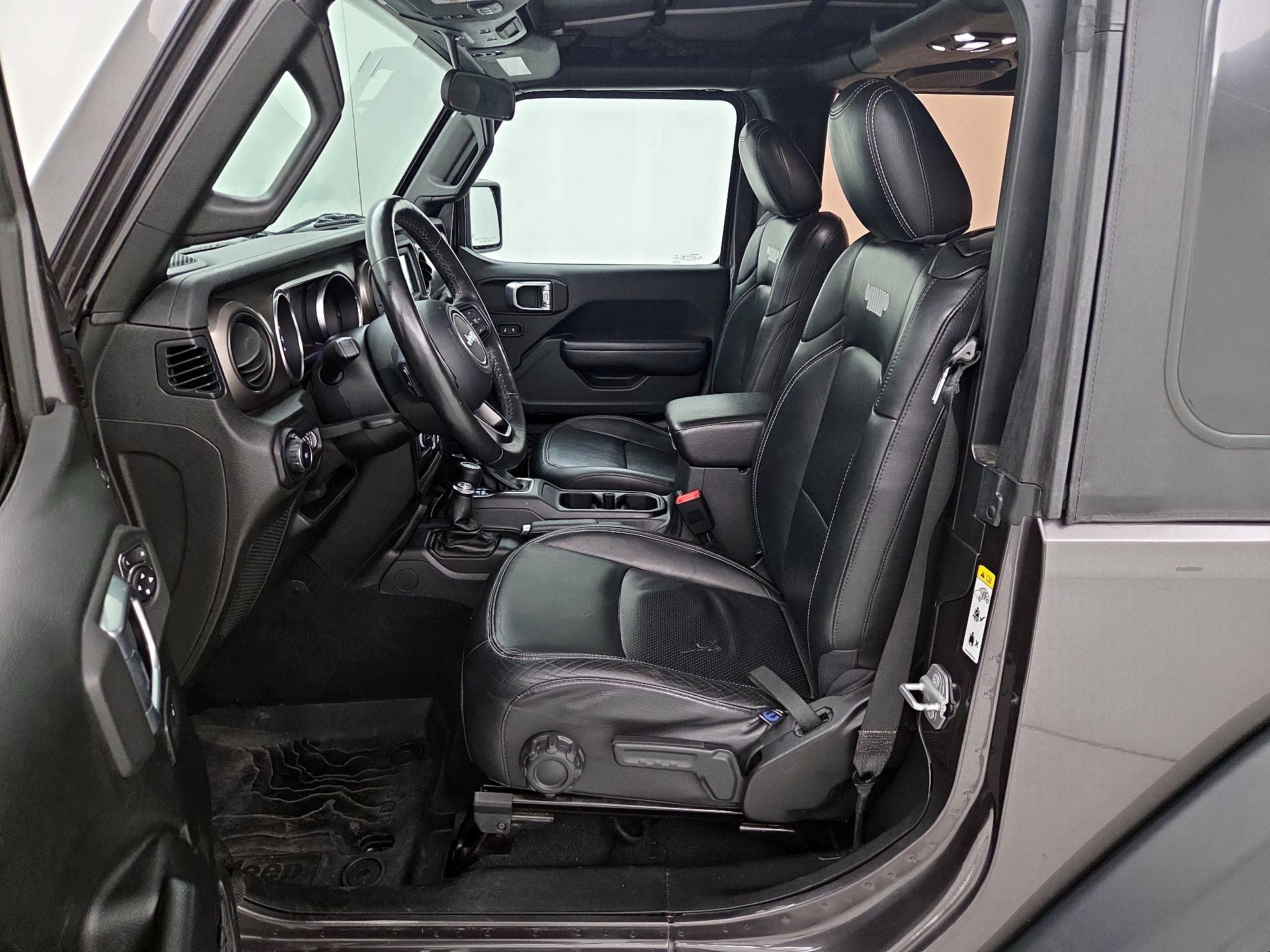 Thumbnail: 2019 Jeep Wrangler - 11