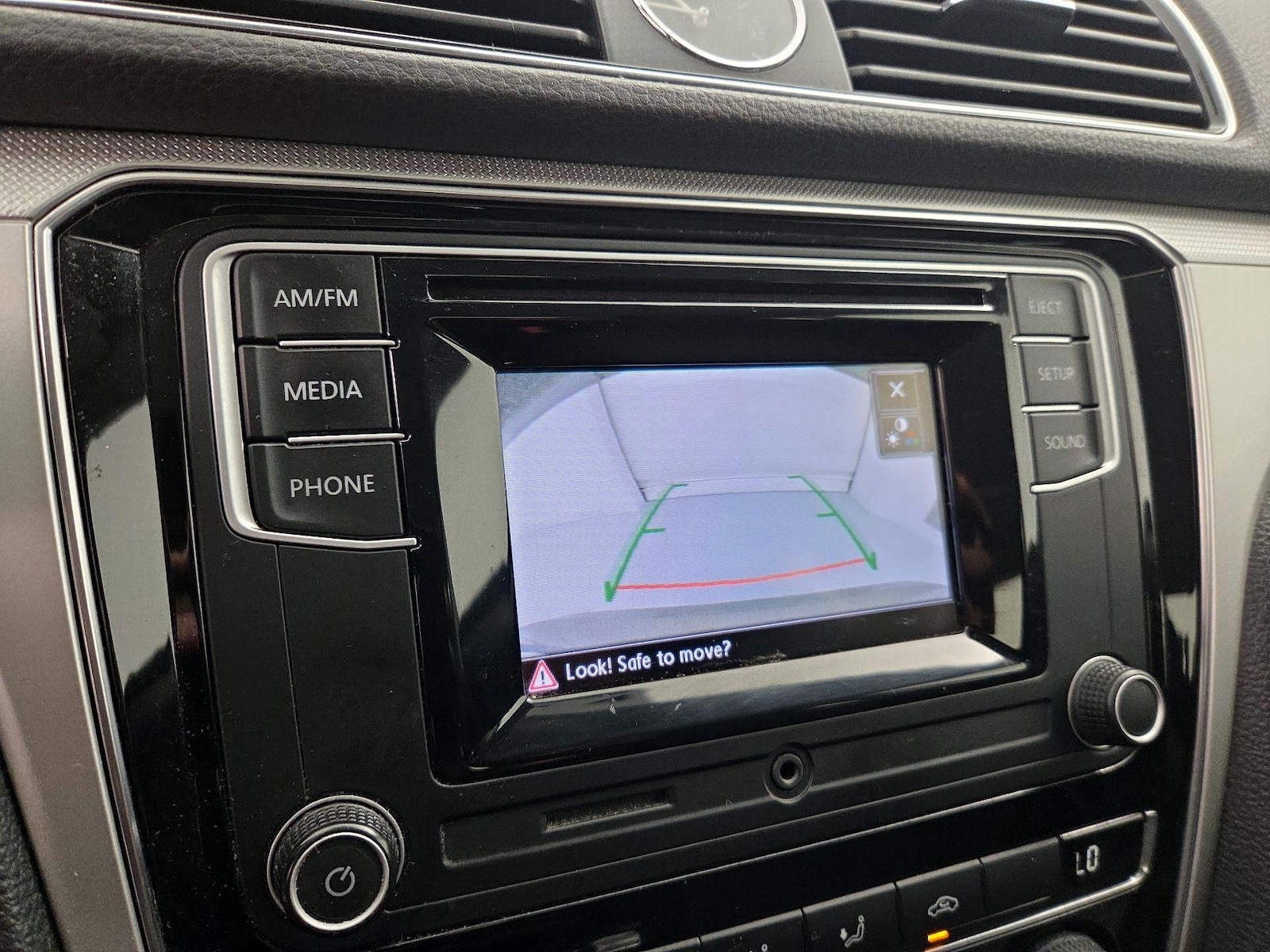 2016 Volkswagen Passat S - Photo 15