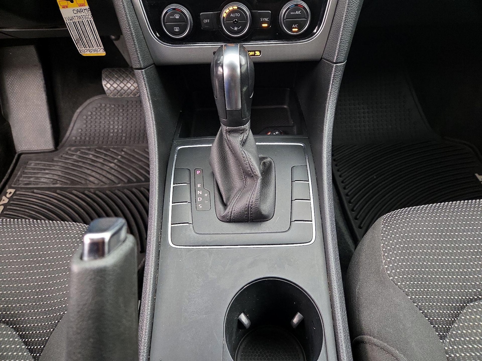 2016 Volkswagen Passat S - Photo 18