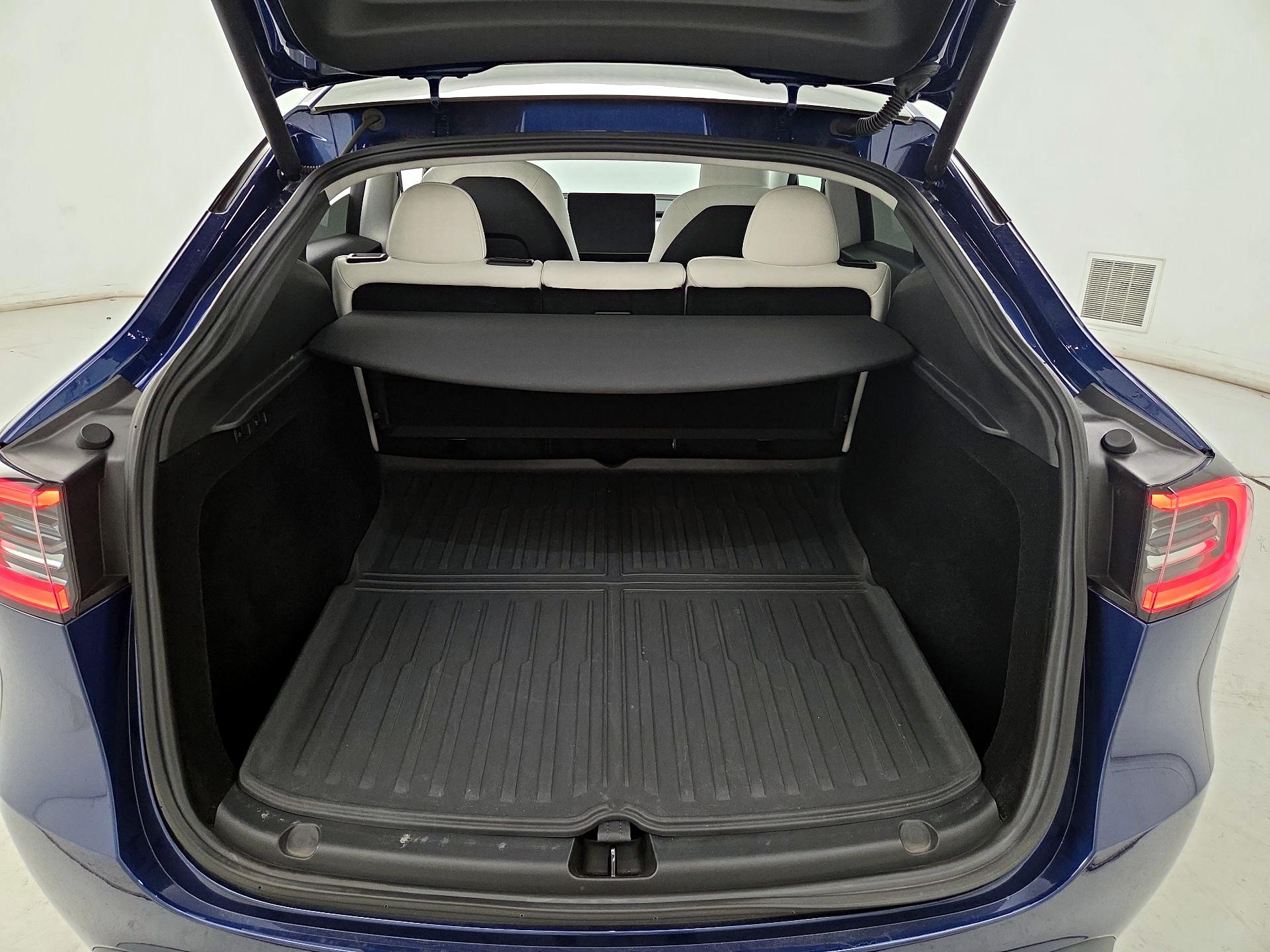 Thumbnail: 2024 Tesla Model Y - 20