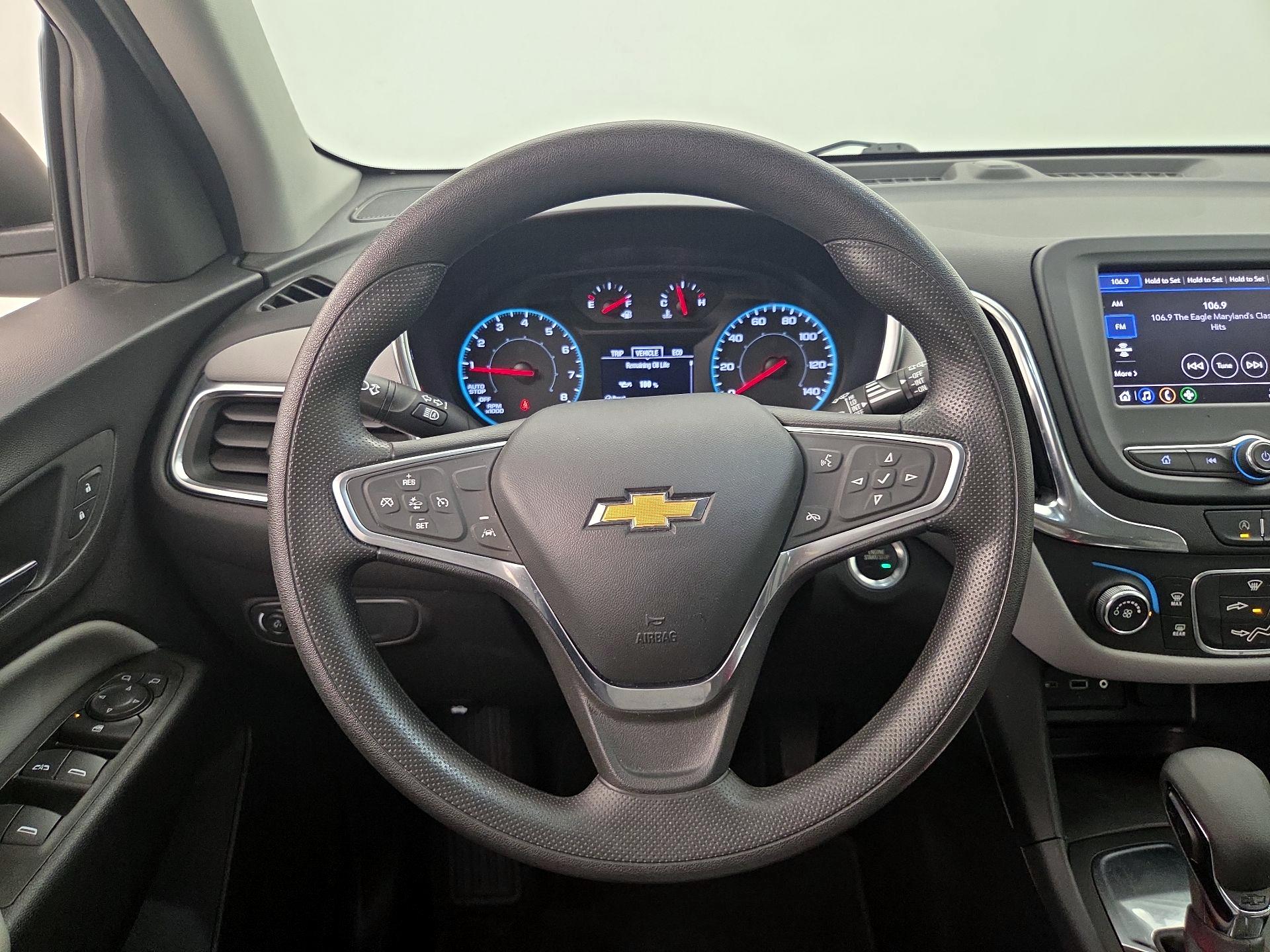 Thumbnail: 2022 Chevrolet Equinox - 10