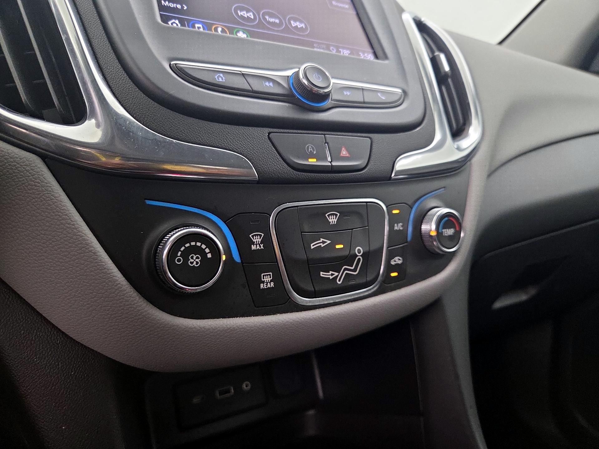 Thumbnail: 2022 Chevrolet Equinox - 16