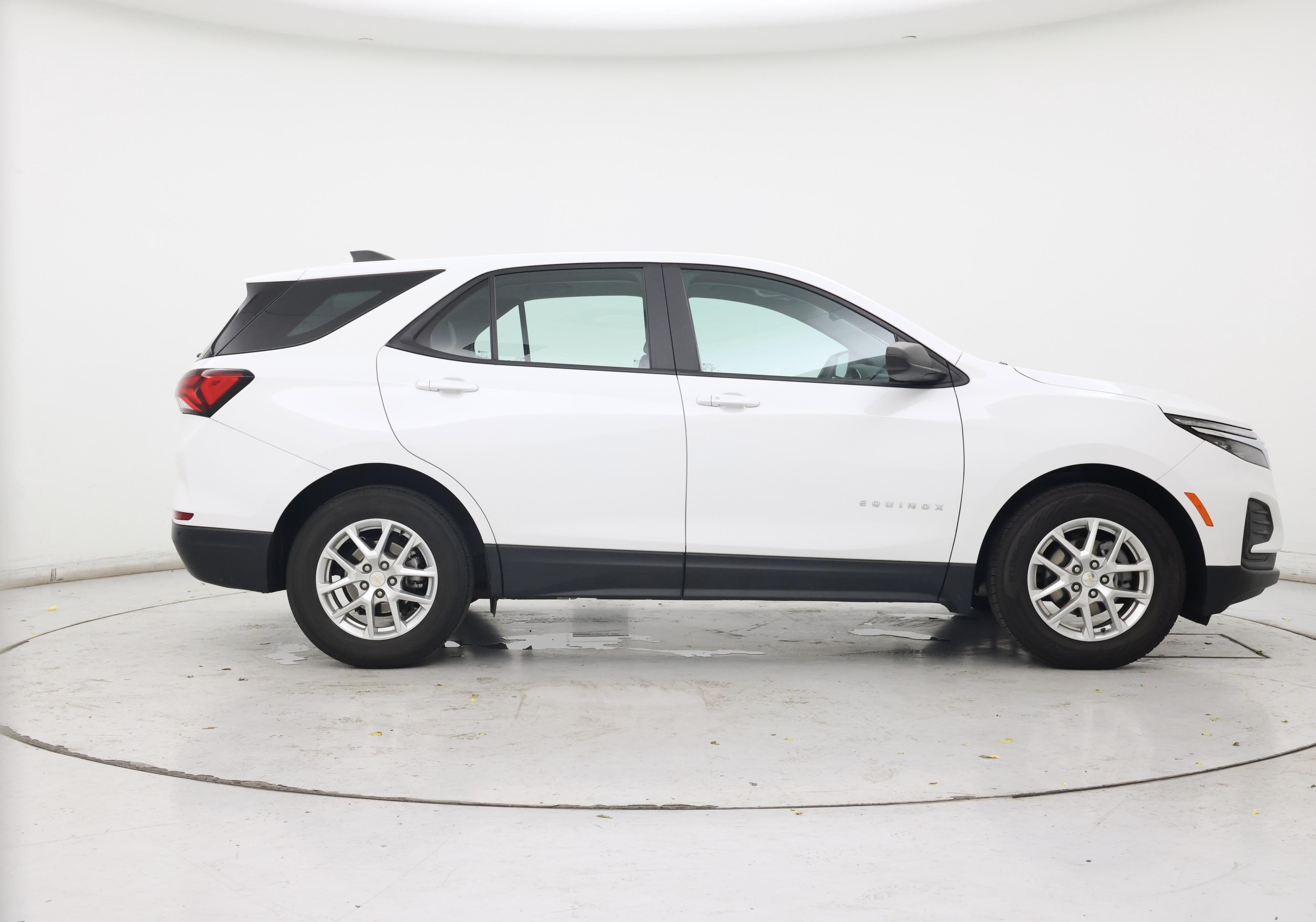 Thumbnail: 2022 Chevrolet Equinox - 7