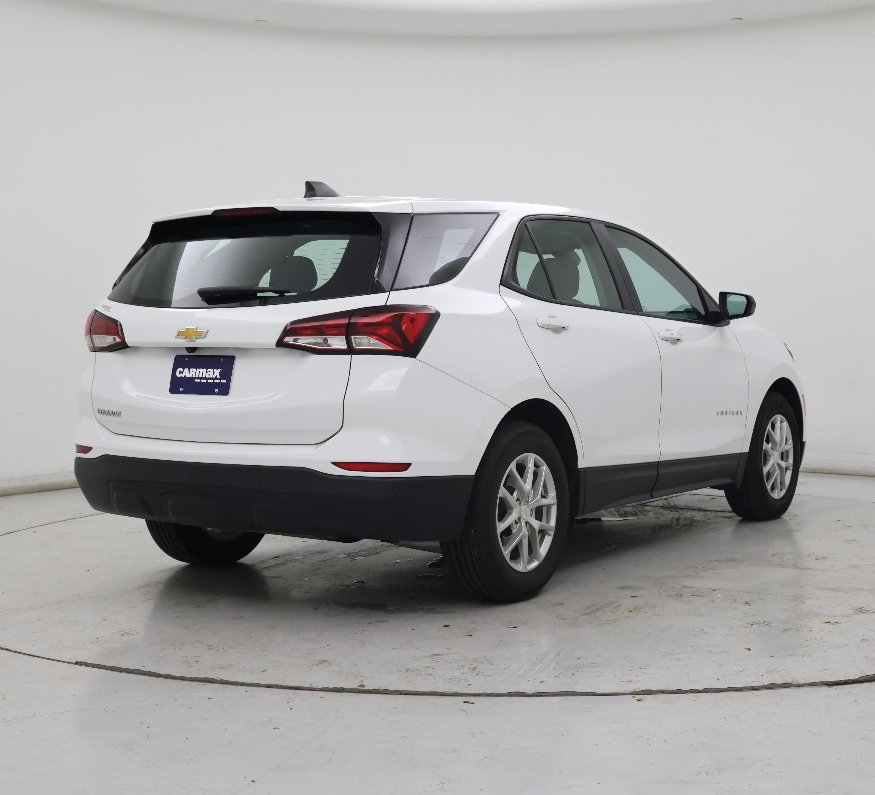 Thumbnail: 2022 Chevrolet Equinox - 8