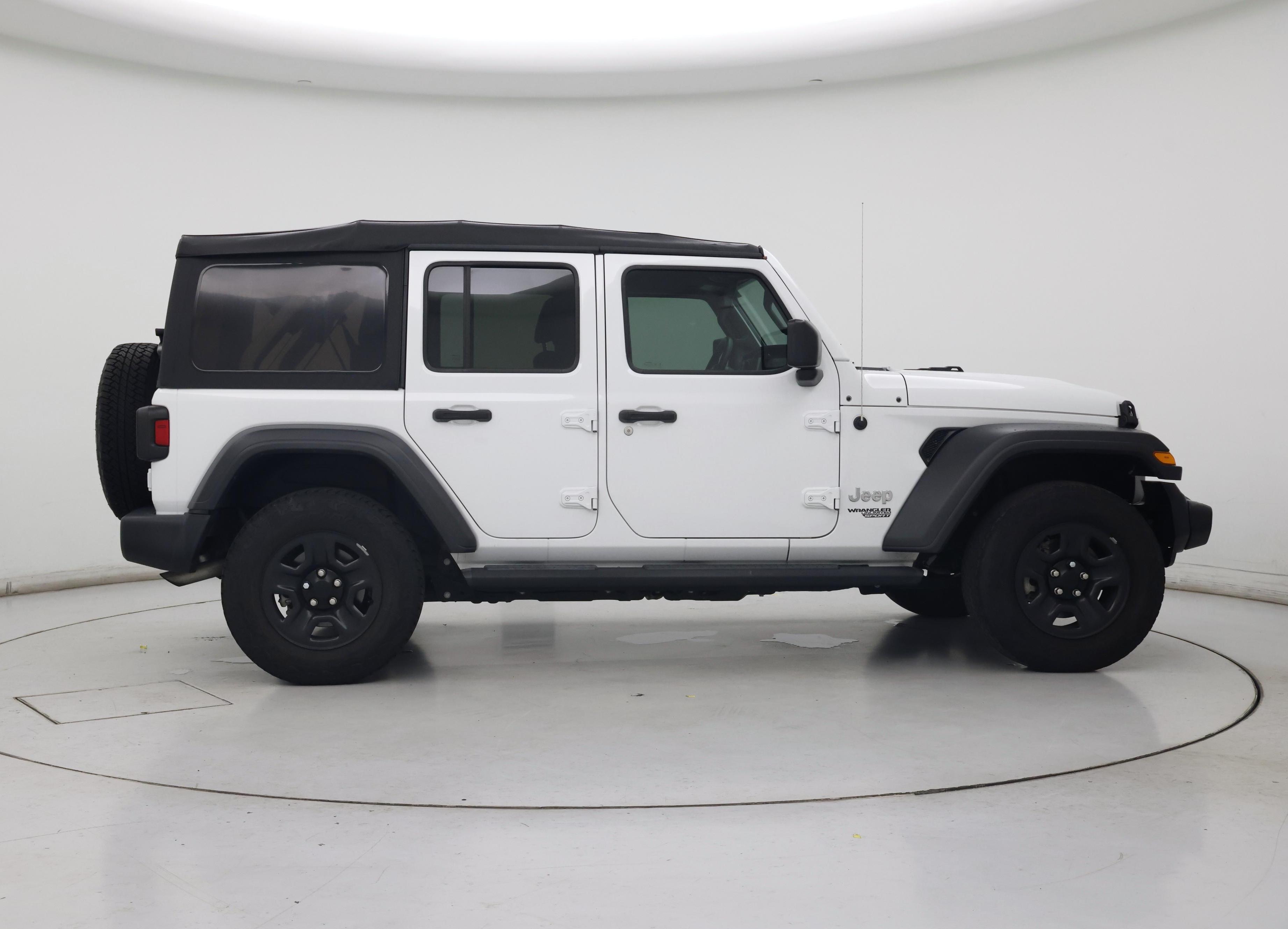 Thumbnail: 2020 Jeep Wrangler - 7