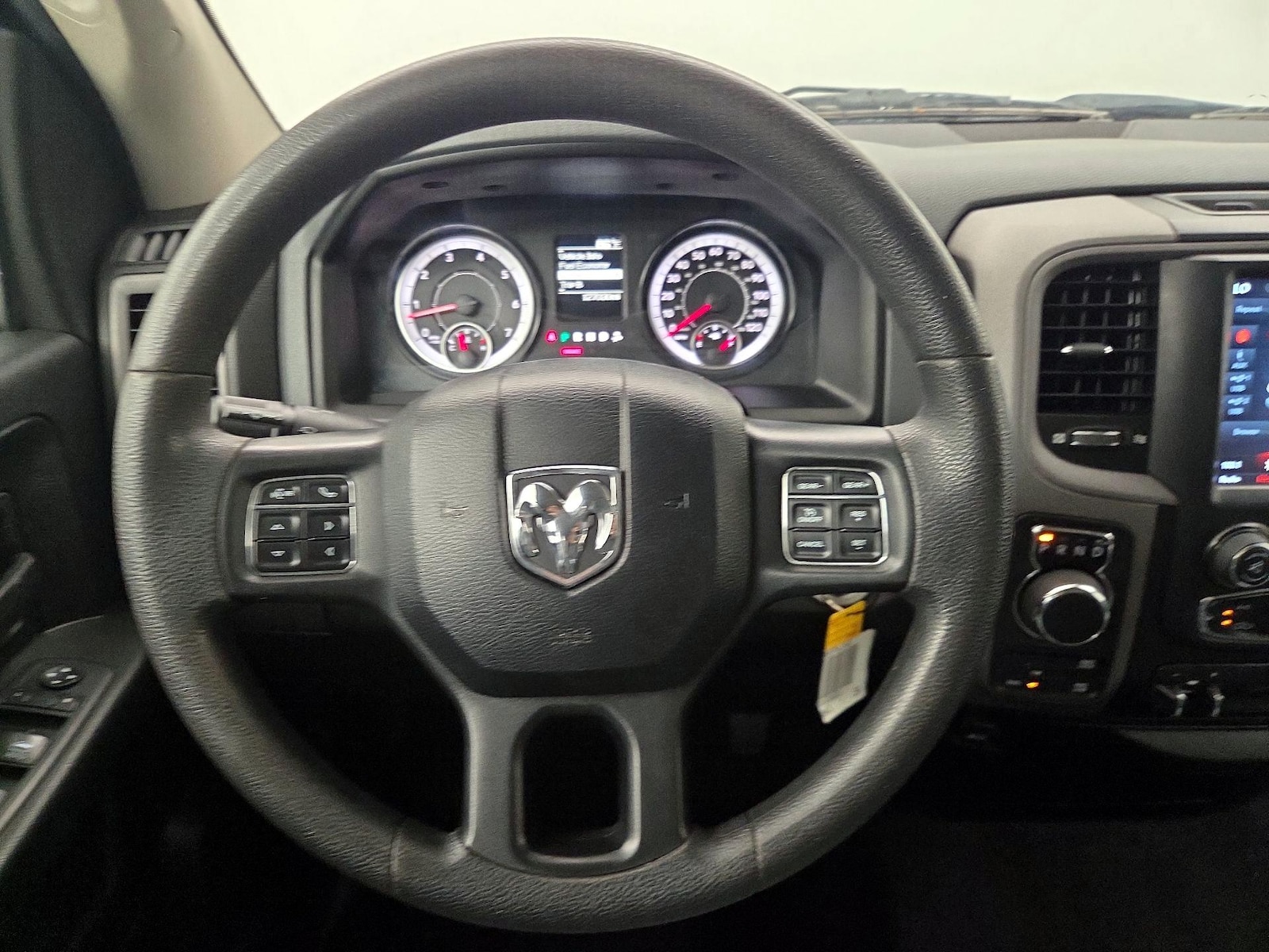 2019 RAM Ram 1500 Classic Express - Photo 11