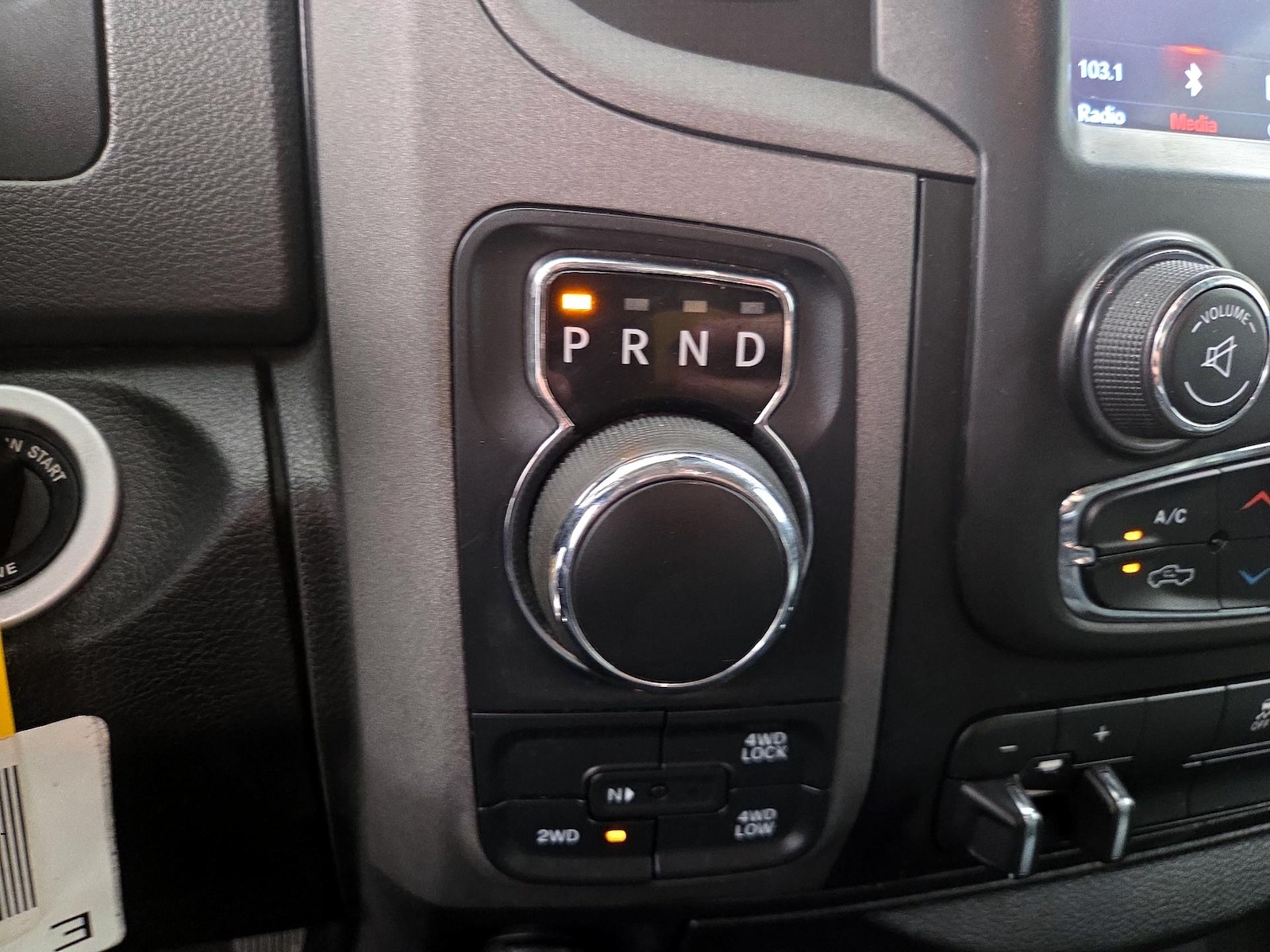 2019 RAM Ram 1500 Classic Express - Photo 18