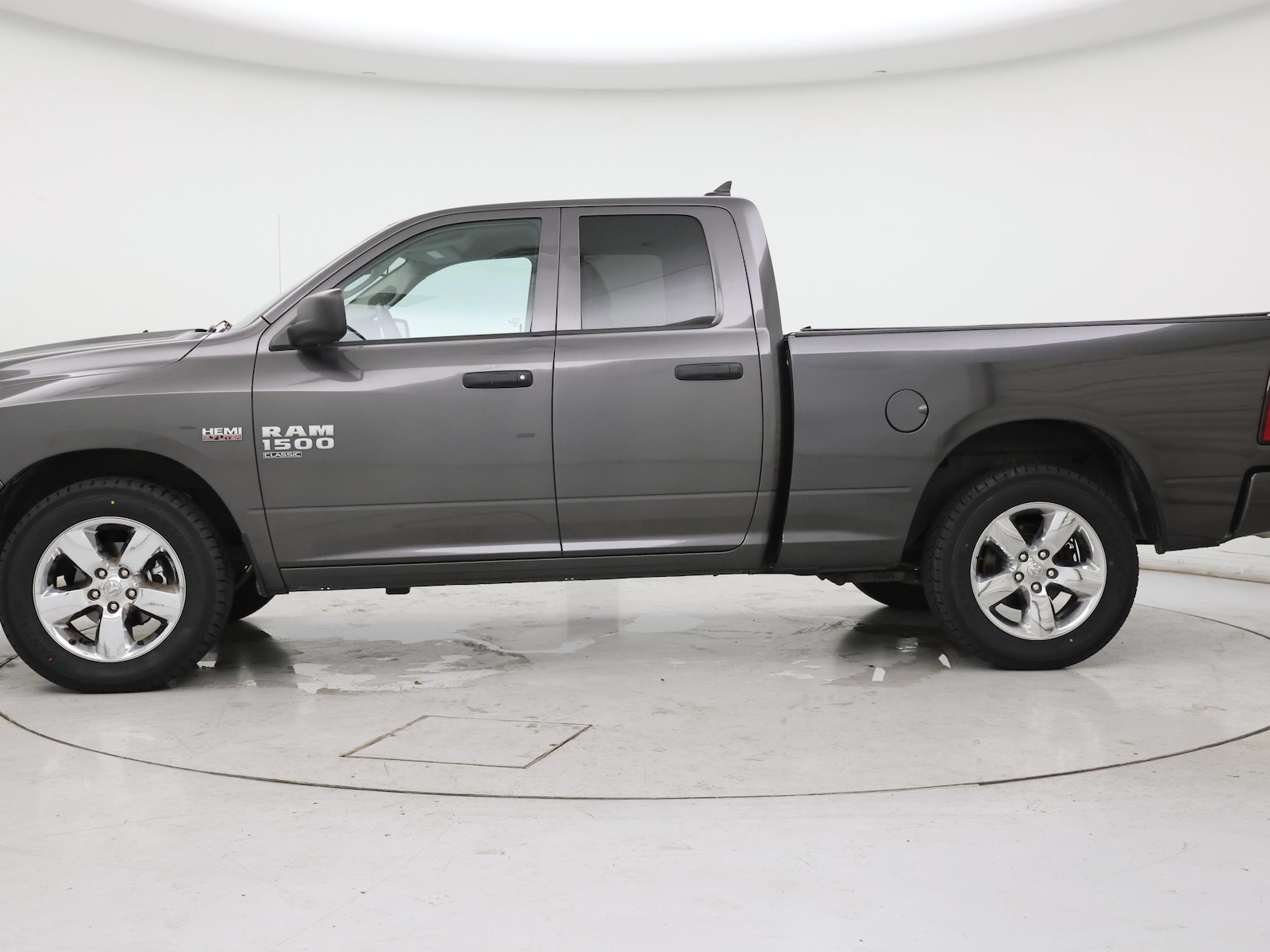 2019 RAM Ram 1500 Classic Express - Photo 4